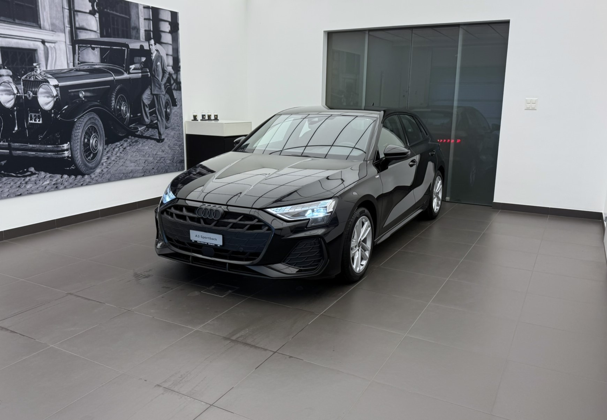 car-image-0