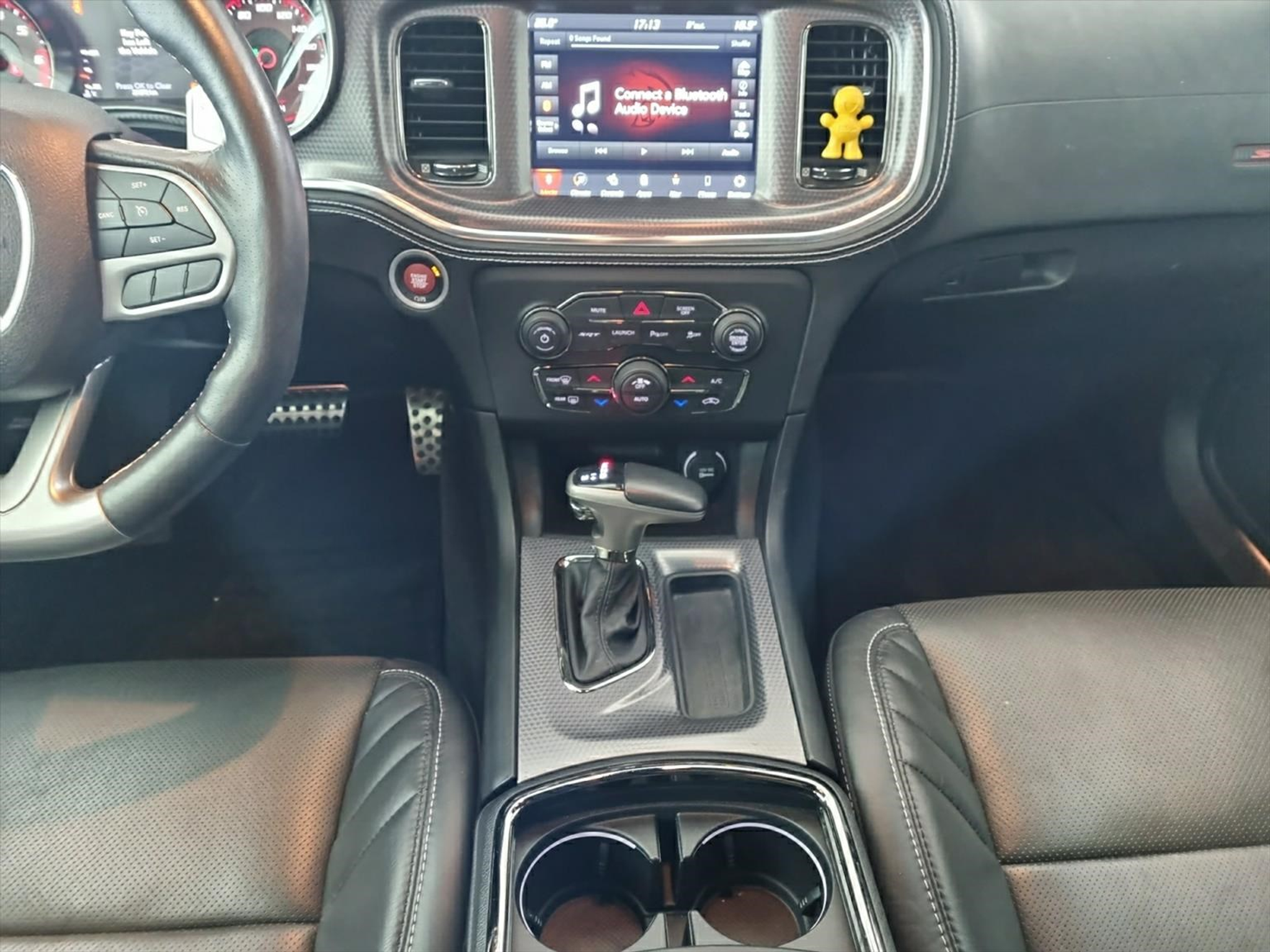 listing desktop thumbnail image 7