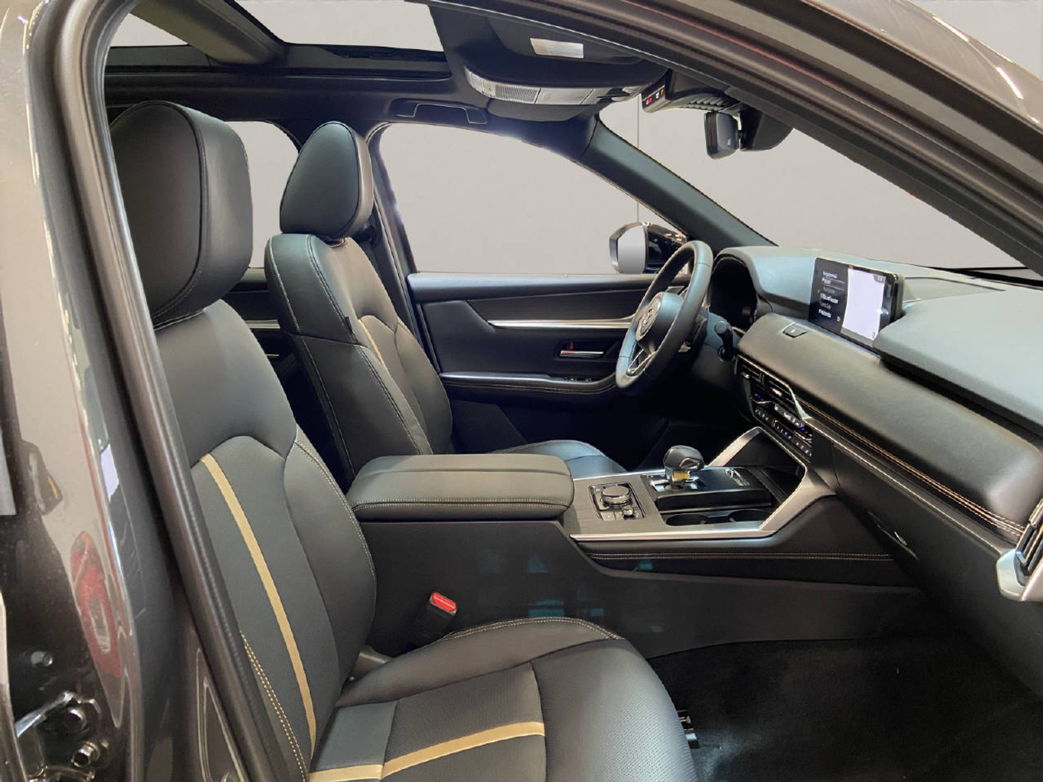 listing desktop thumbnail image 10