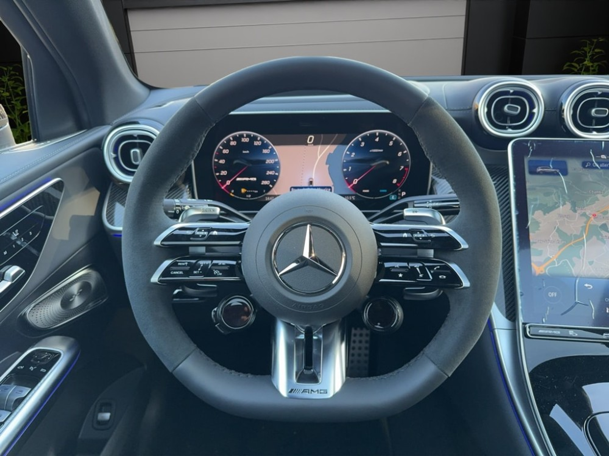 listing desktop thumbnail image 10