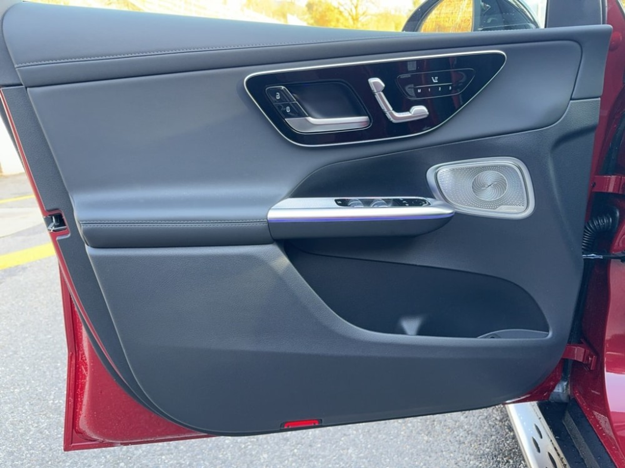 listing desktop thumbnail image 13