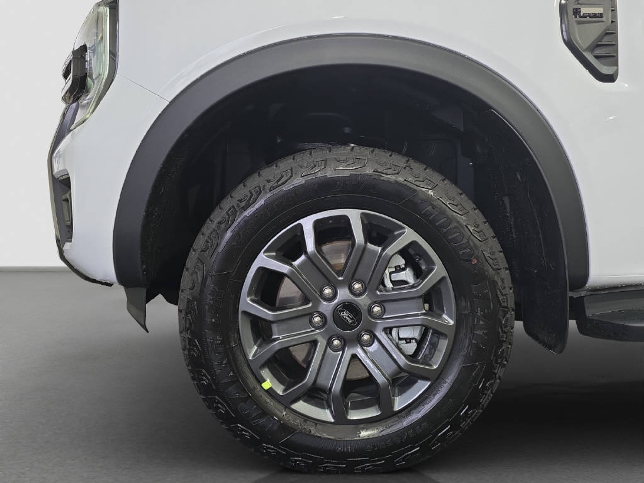 listing desktop thumbnail image 19