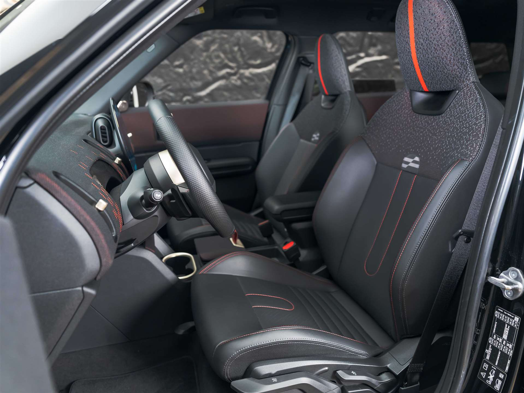 listing desktop thumbnail image 9