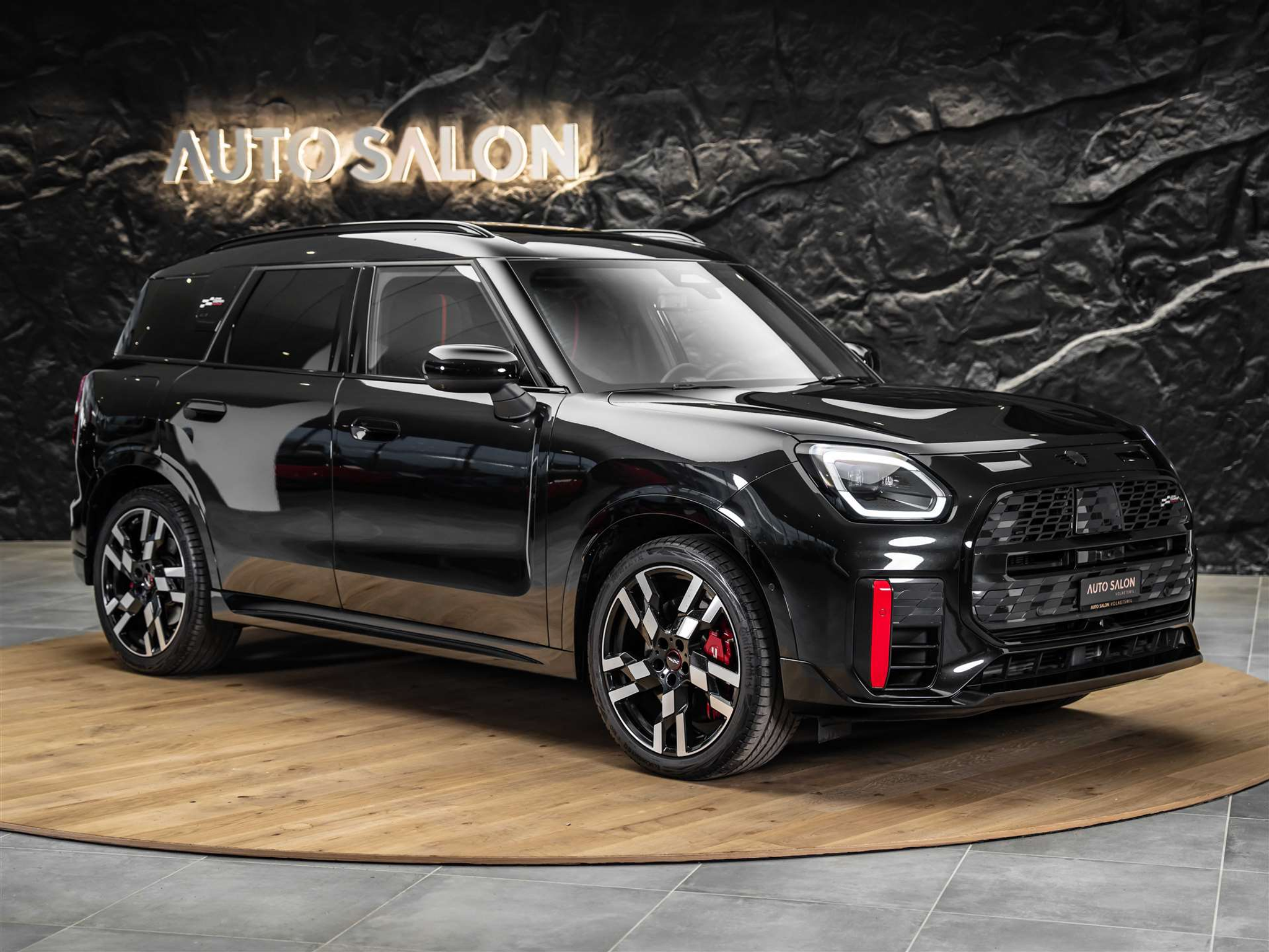 listing desktop thumbnail image 5