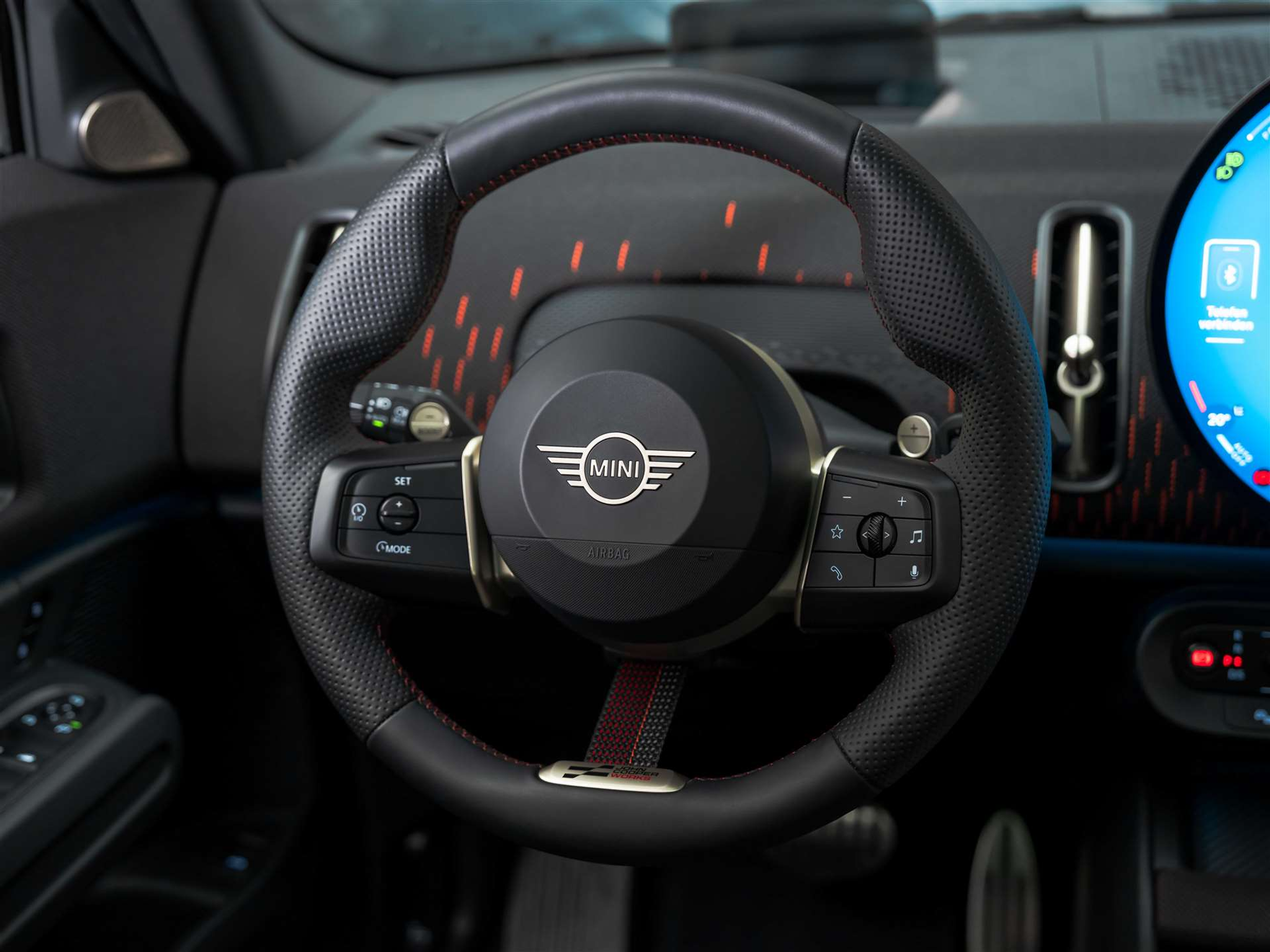 listing desktop thumbnail image 29