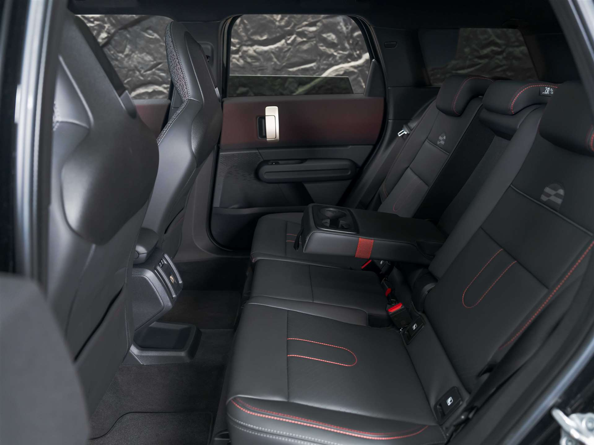 listing desktop thumbnail image 13