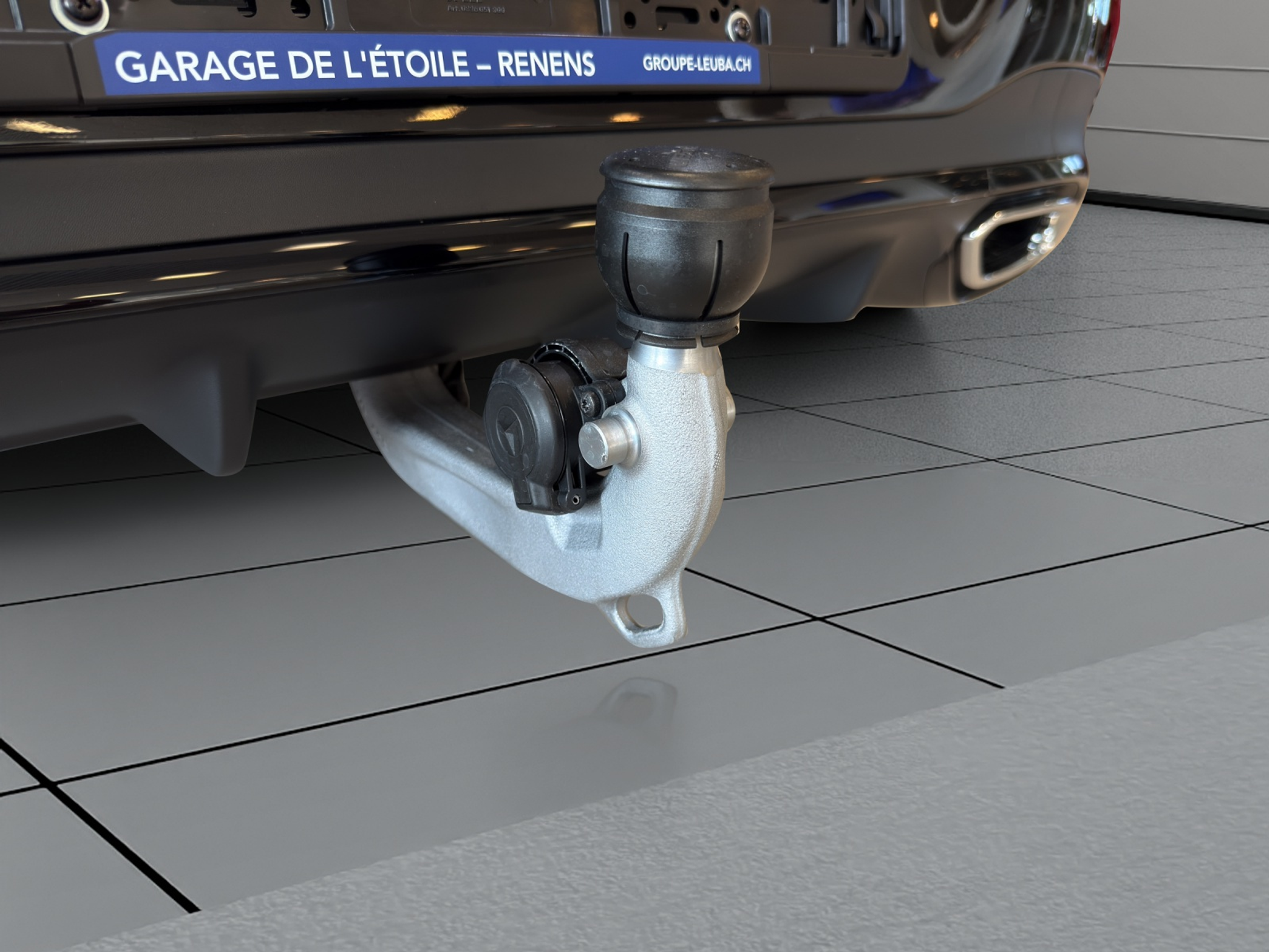 listing desktop thumbnail image 14