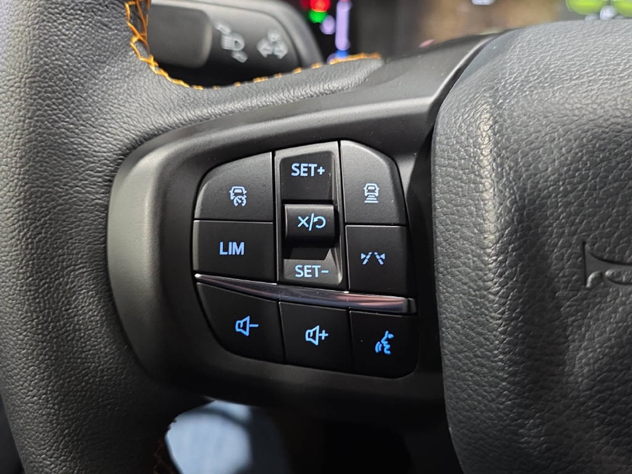 listing desktop thumbnail image 12