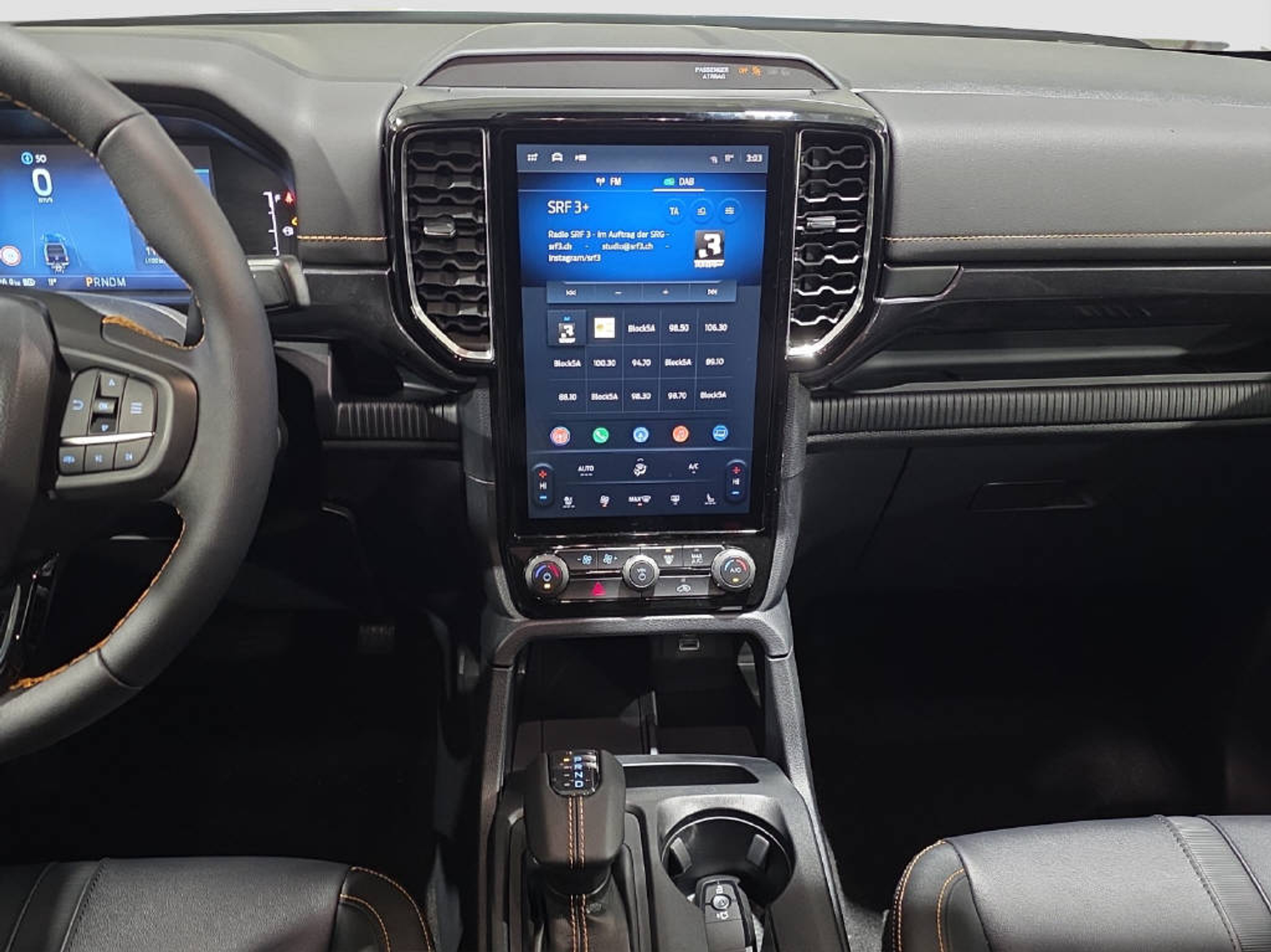 listing desktop thumbnail image 10