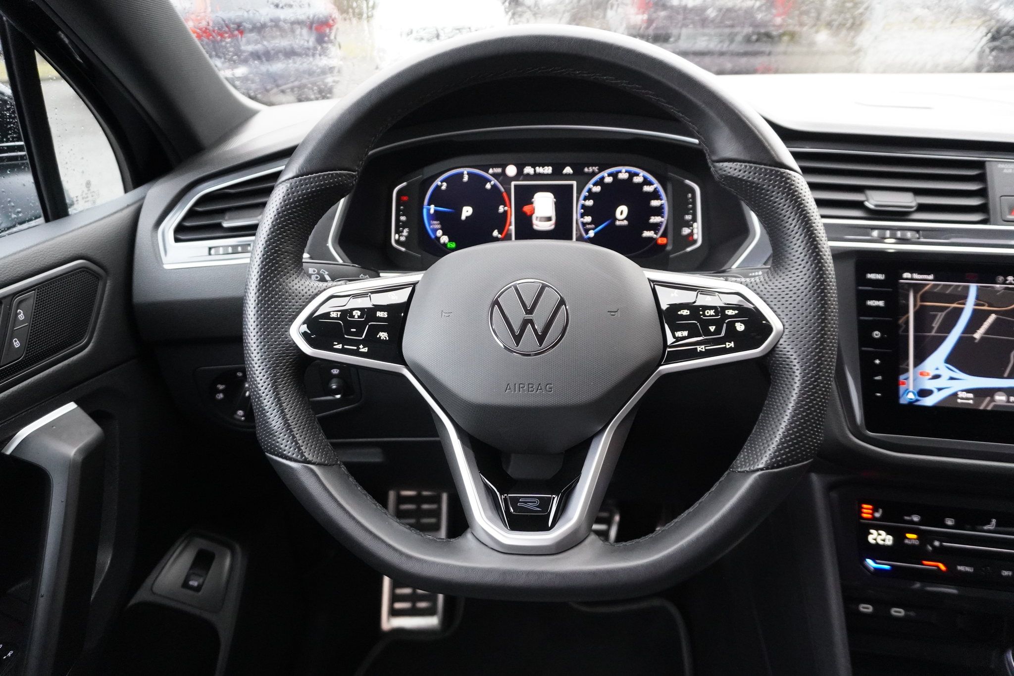 listing desktop thumbnail image 16