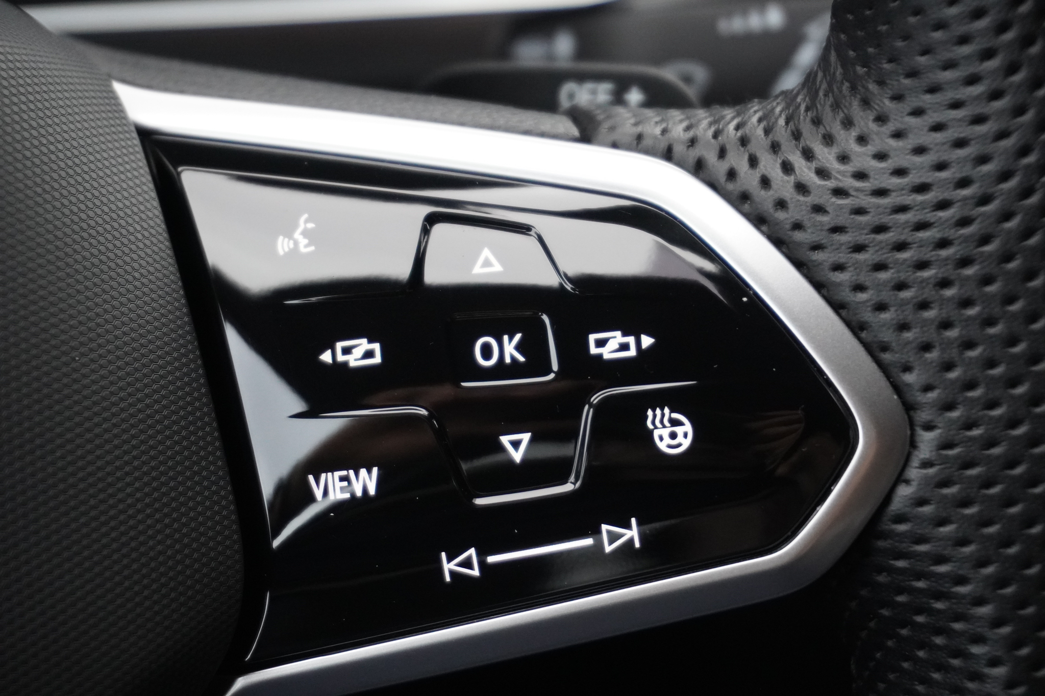 listing desktop thumbnail image 30