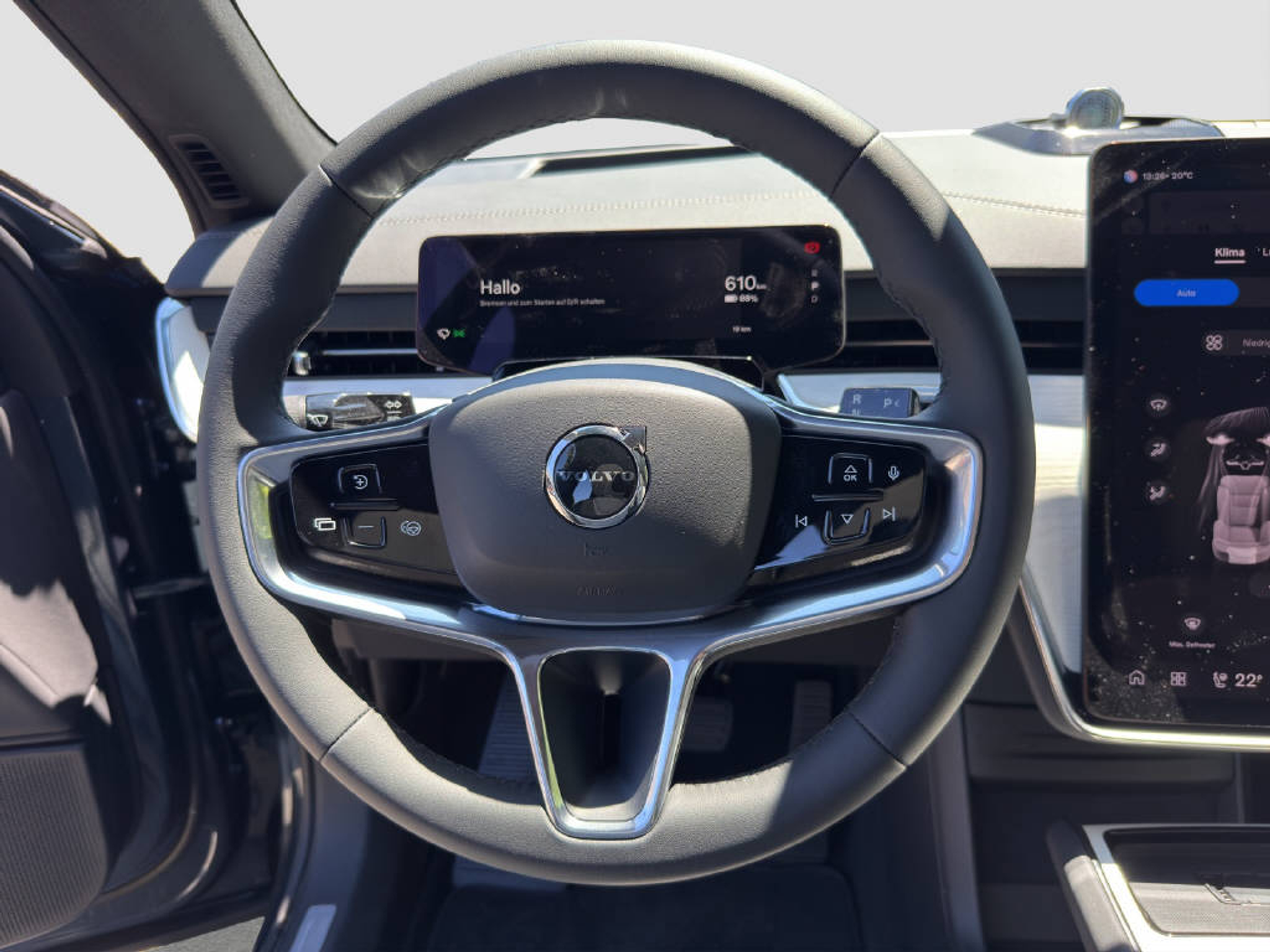 listing desktop thumbnail image 24