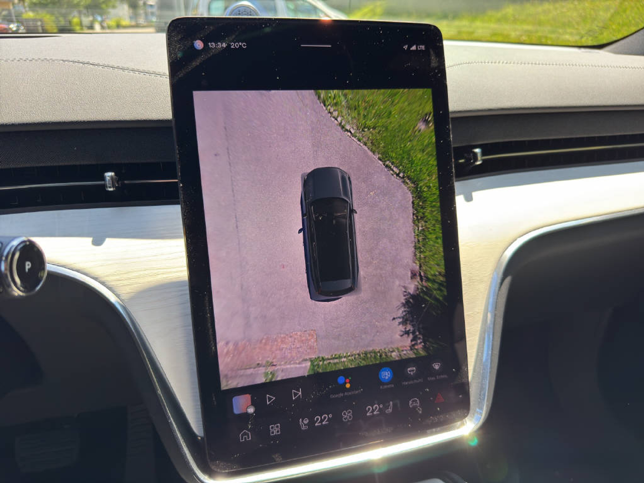 listing desktop thumbnail image 15