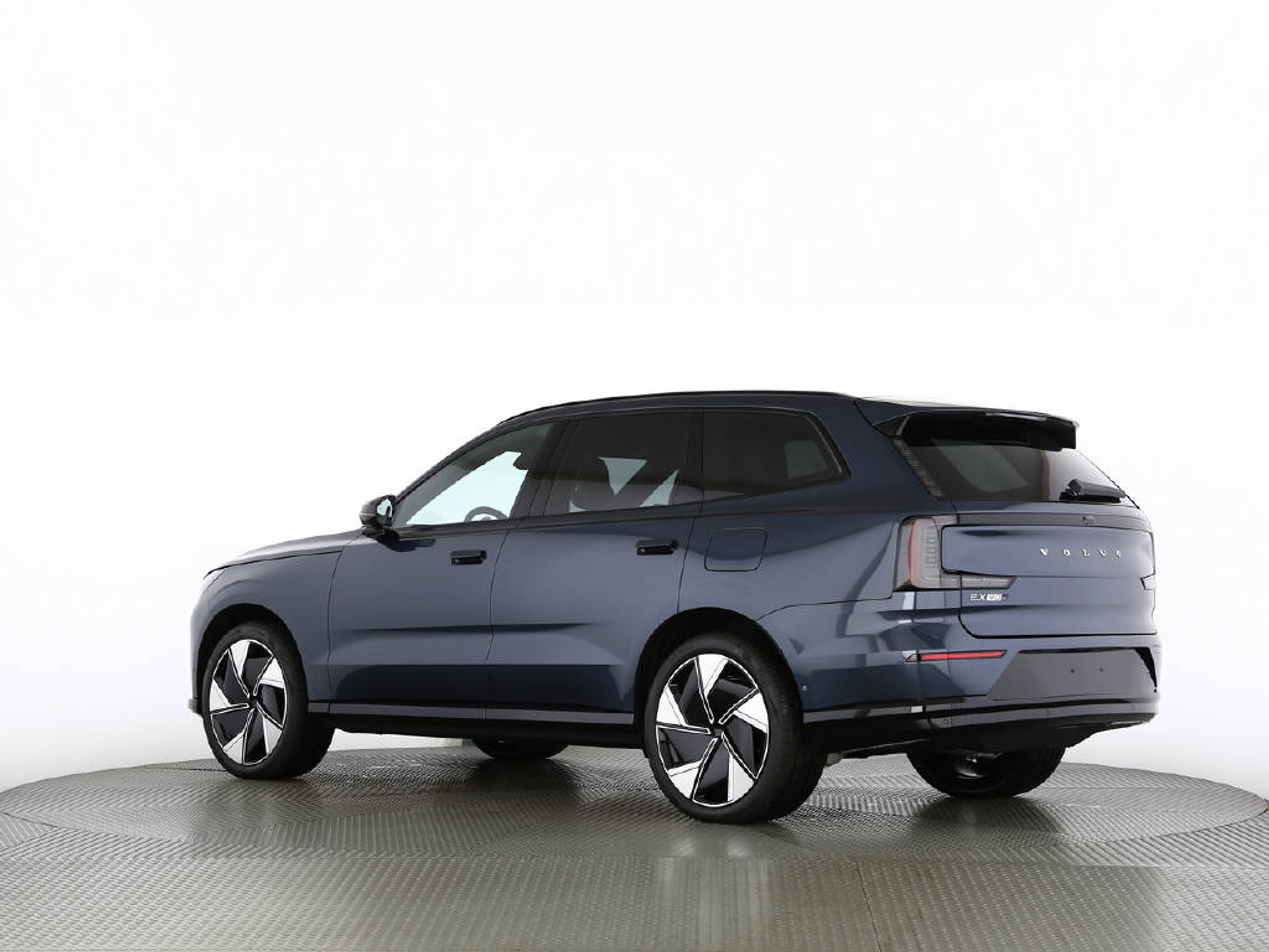 listing desktop thumbnail image 7