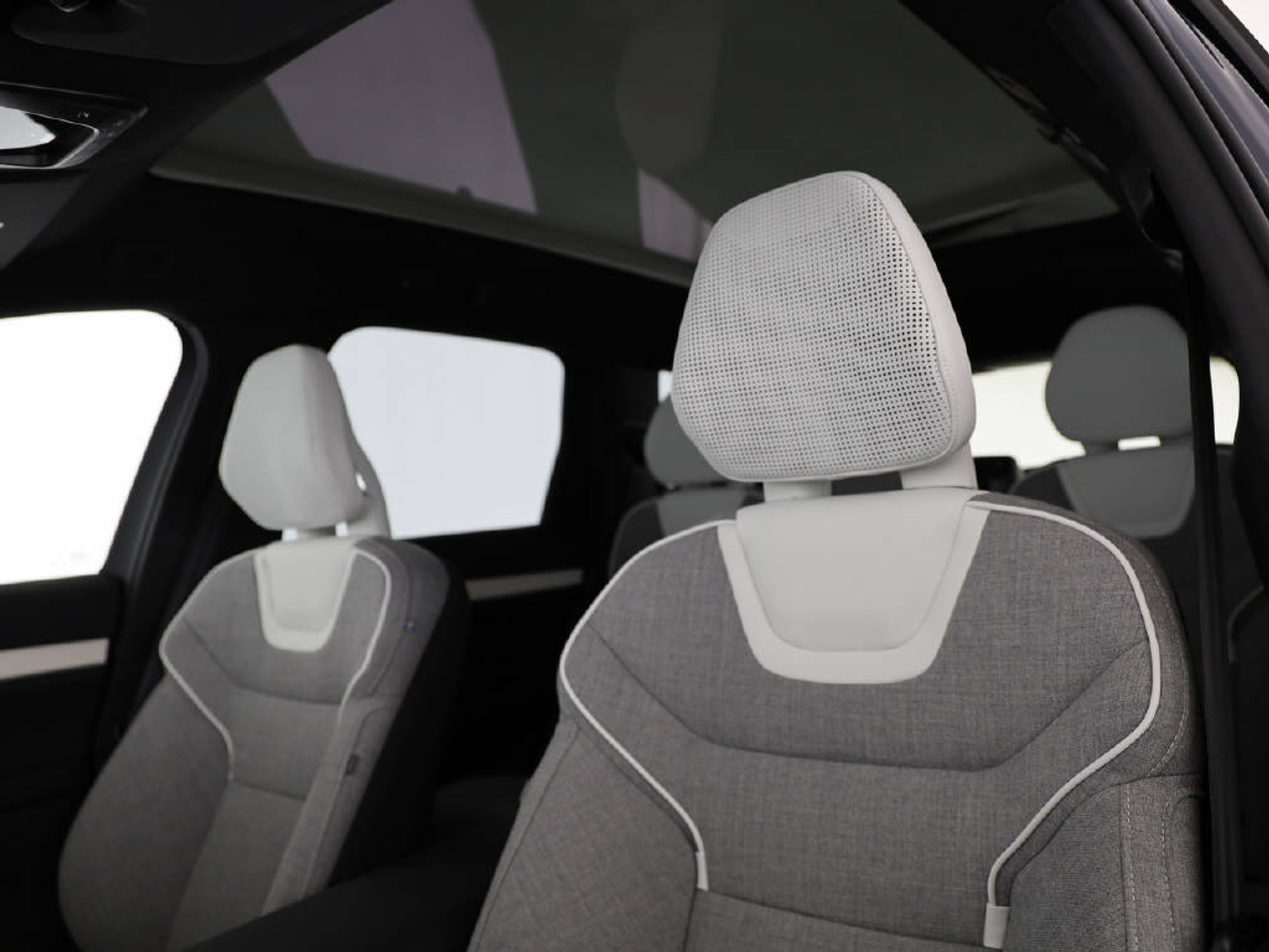 listing desktop thumbnail image 29