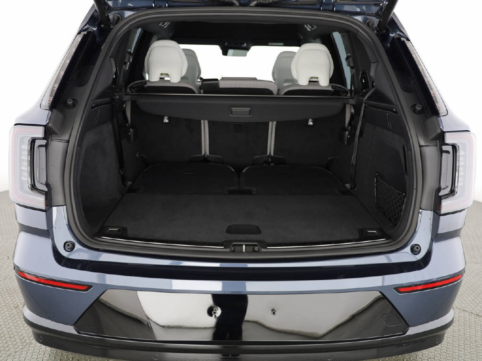 listing desktop thumbnail image 27