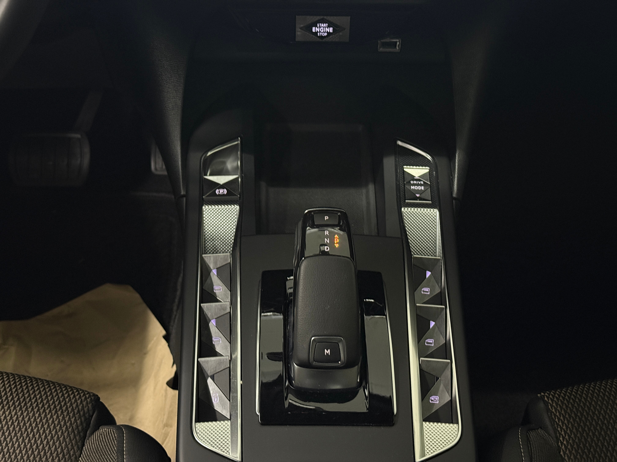 listing desktop thumbnail image 13