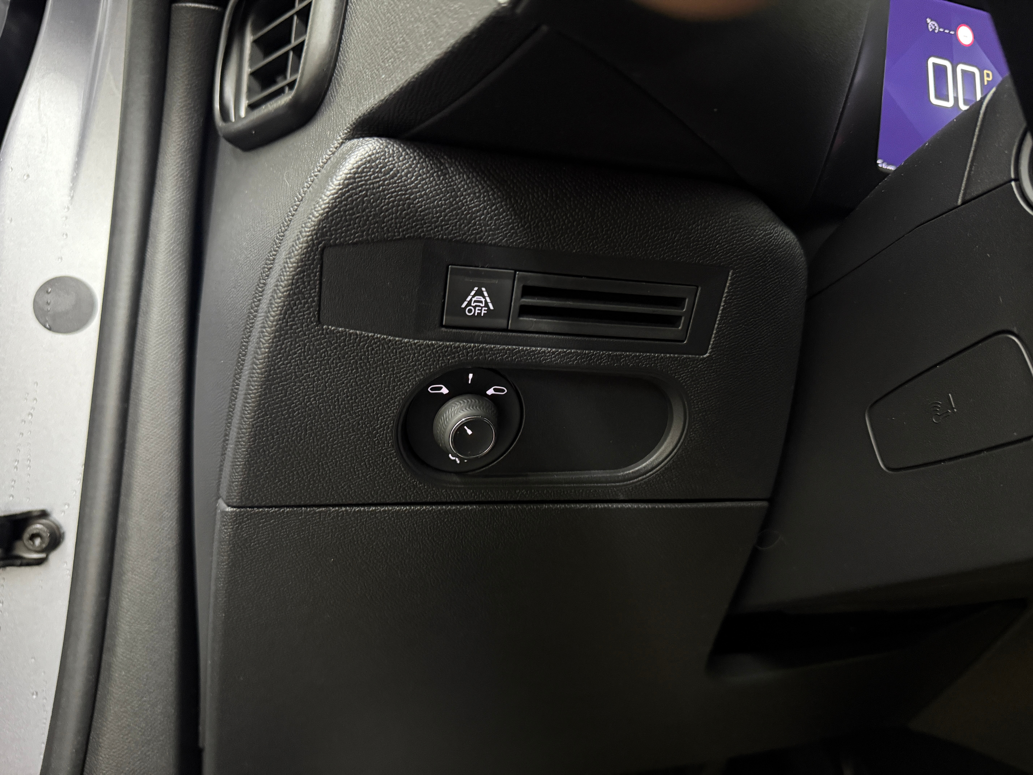 listing desktop thumbnail image 15