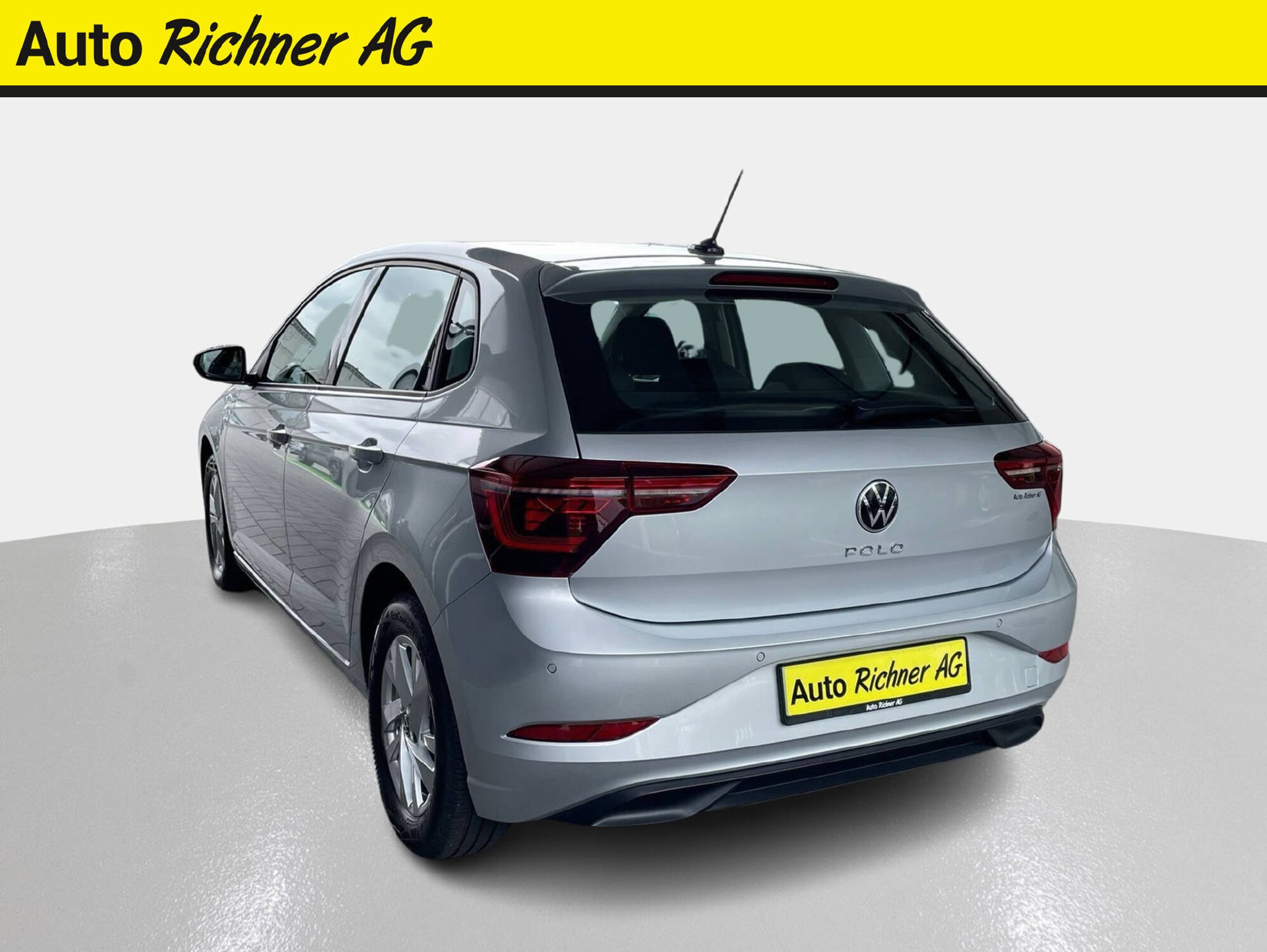 listing desktop thumbnail image 4