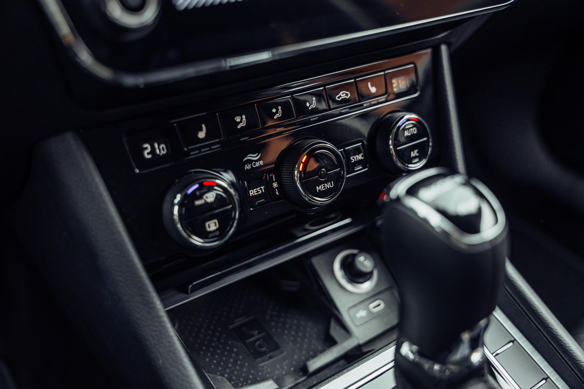 listing desktop thumbnail image 12