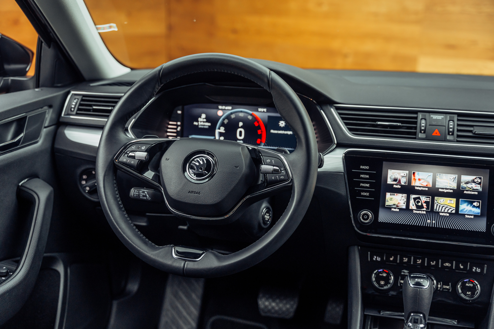 listing desktop thumbnail image 17