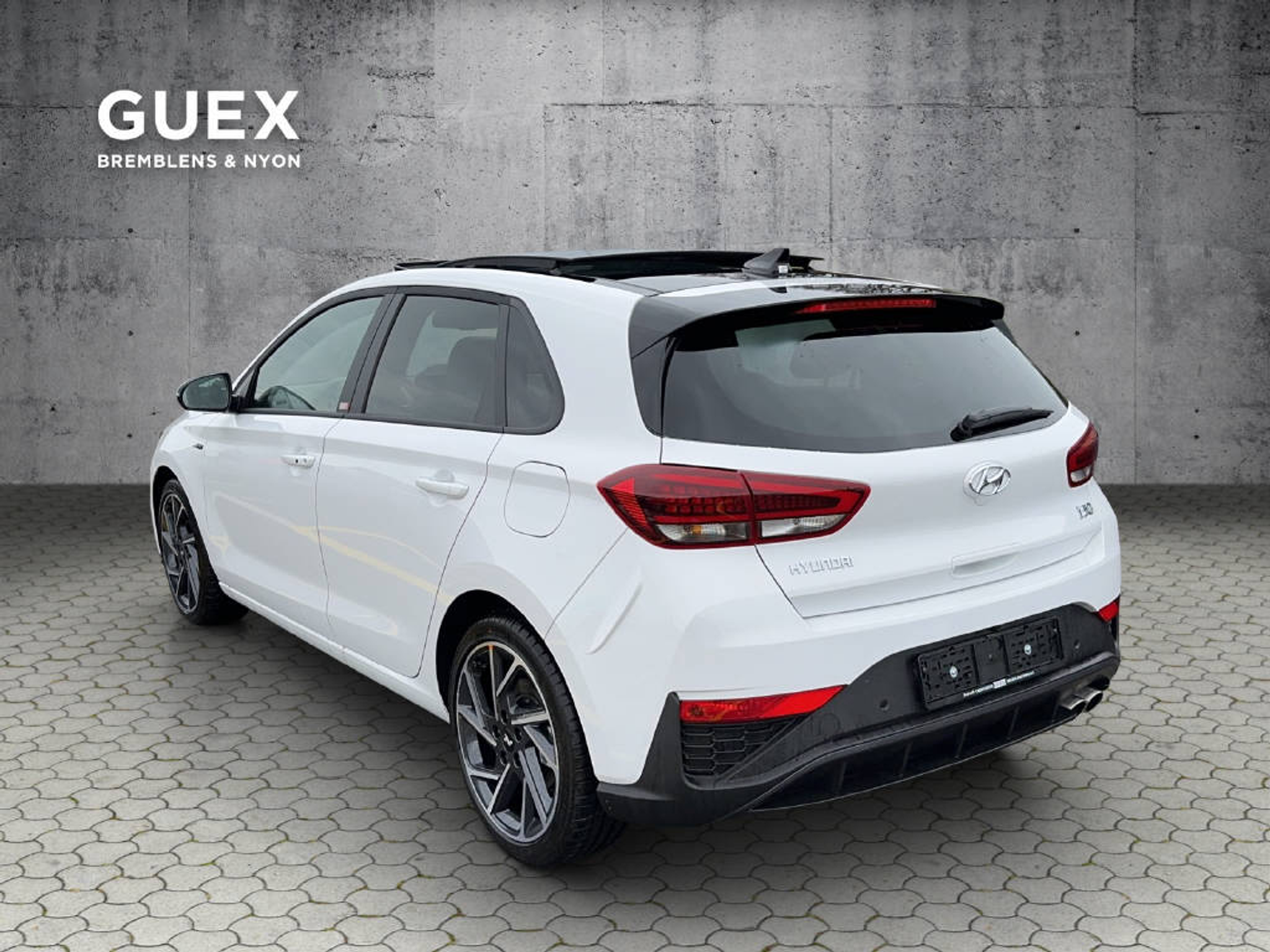 listing desktop thumbnail image 2