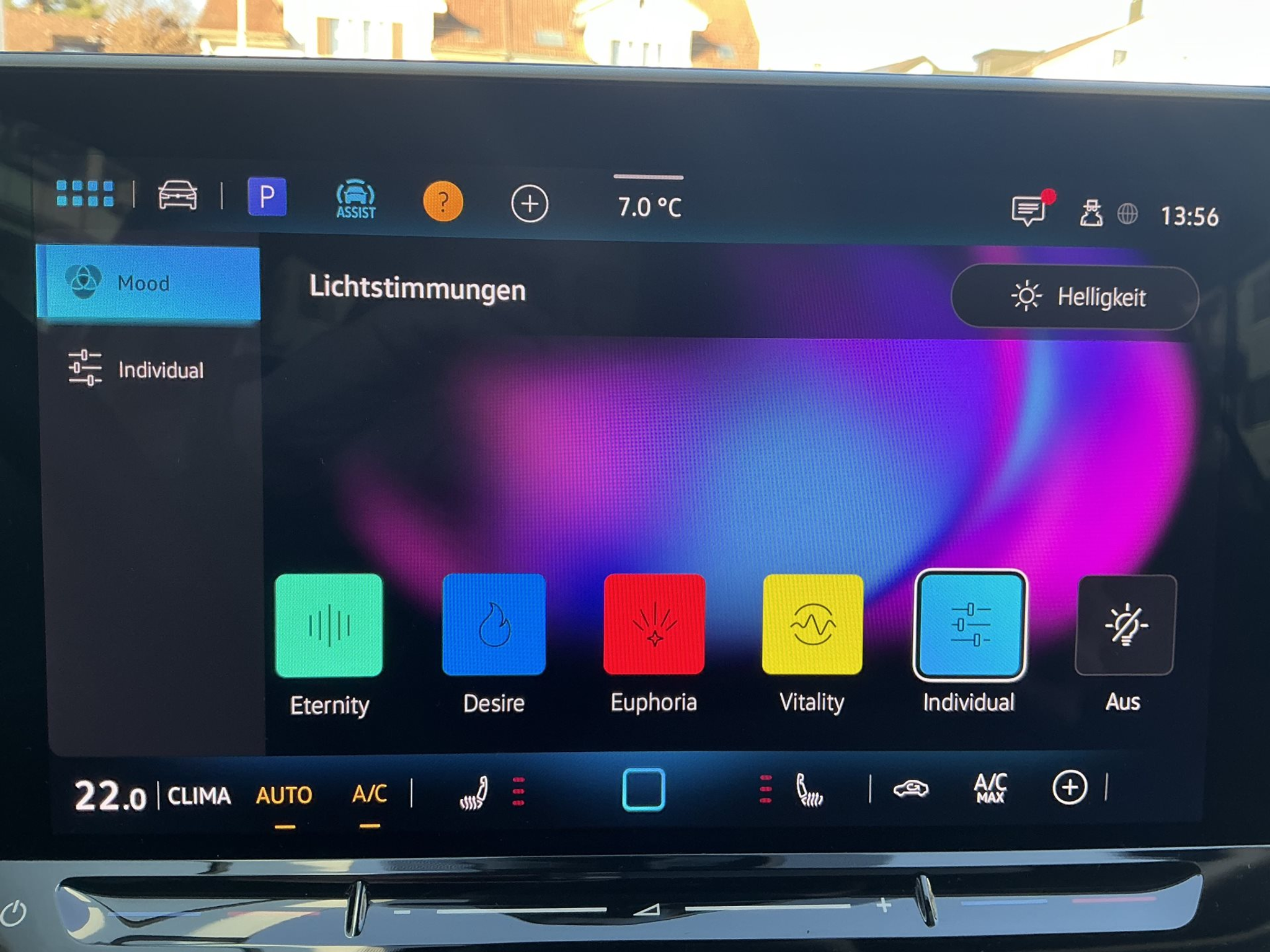 listing desktop thumbnail image 17