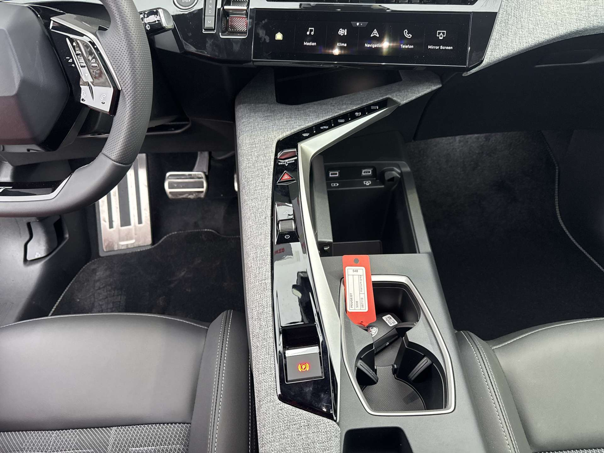 listing desktop thumbnail image 11