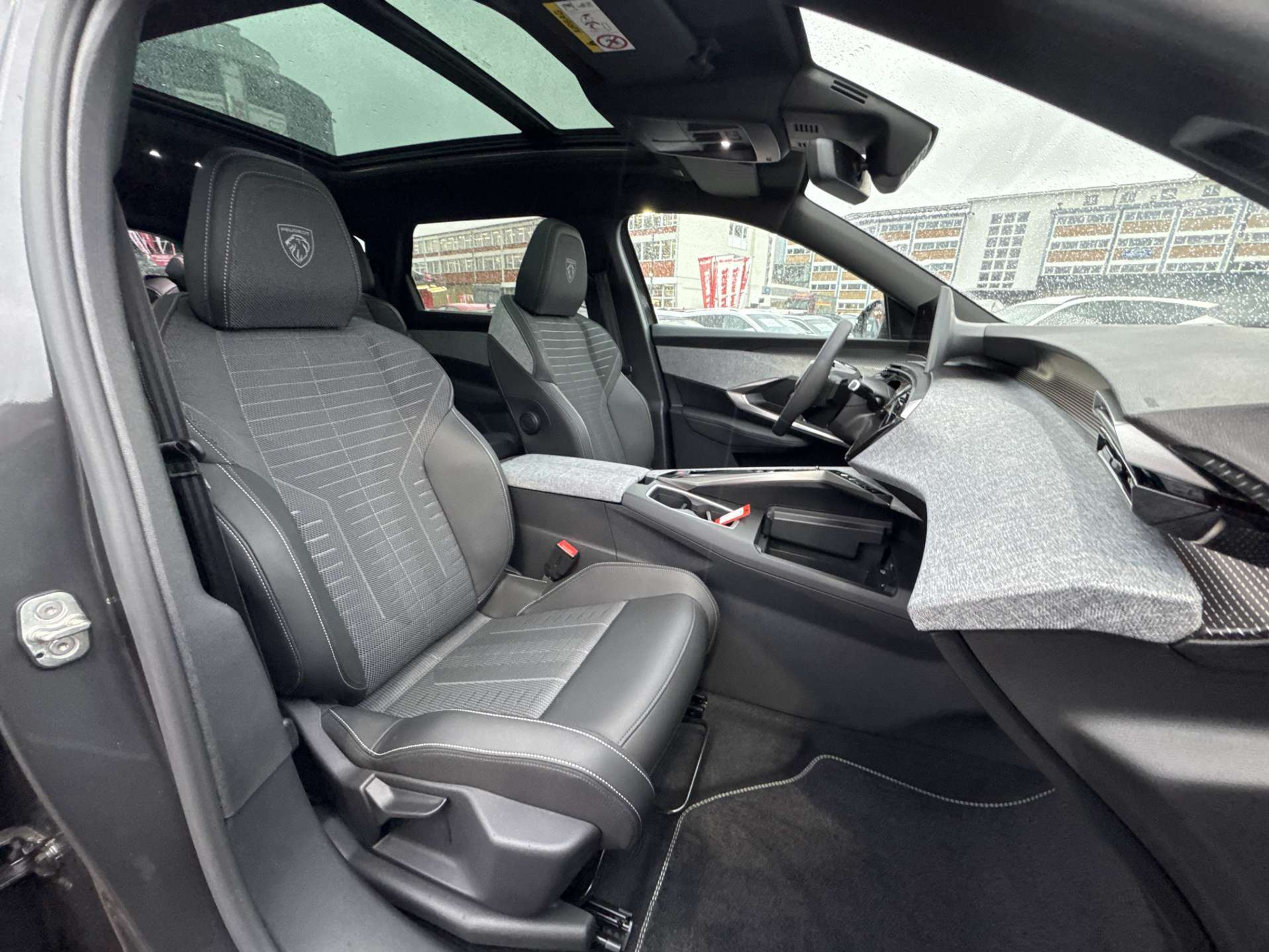 listing desktop thumbnail image 12