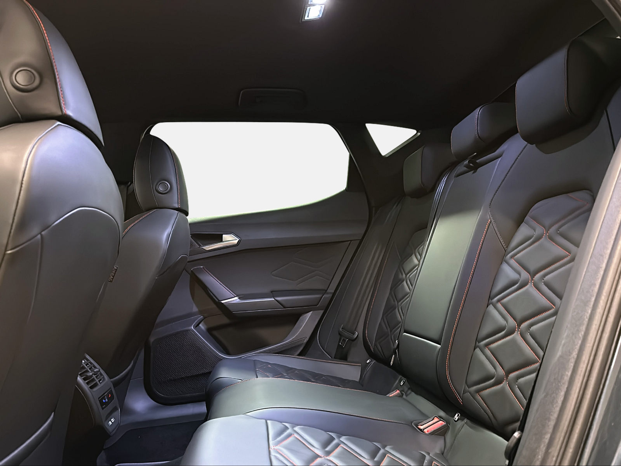 listing desktop thumbnail image 12