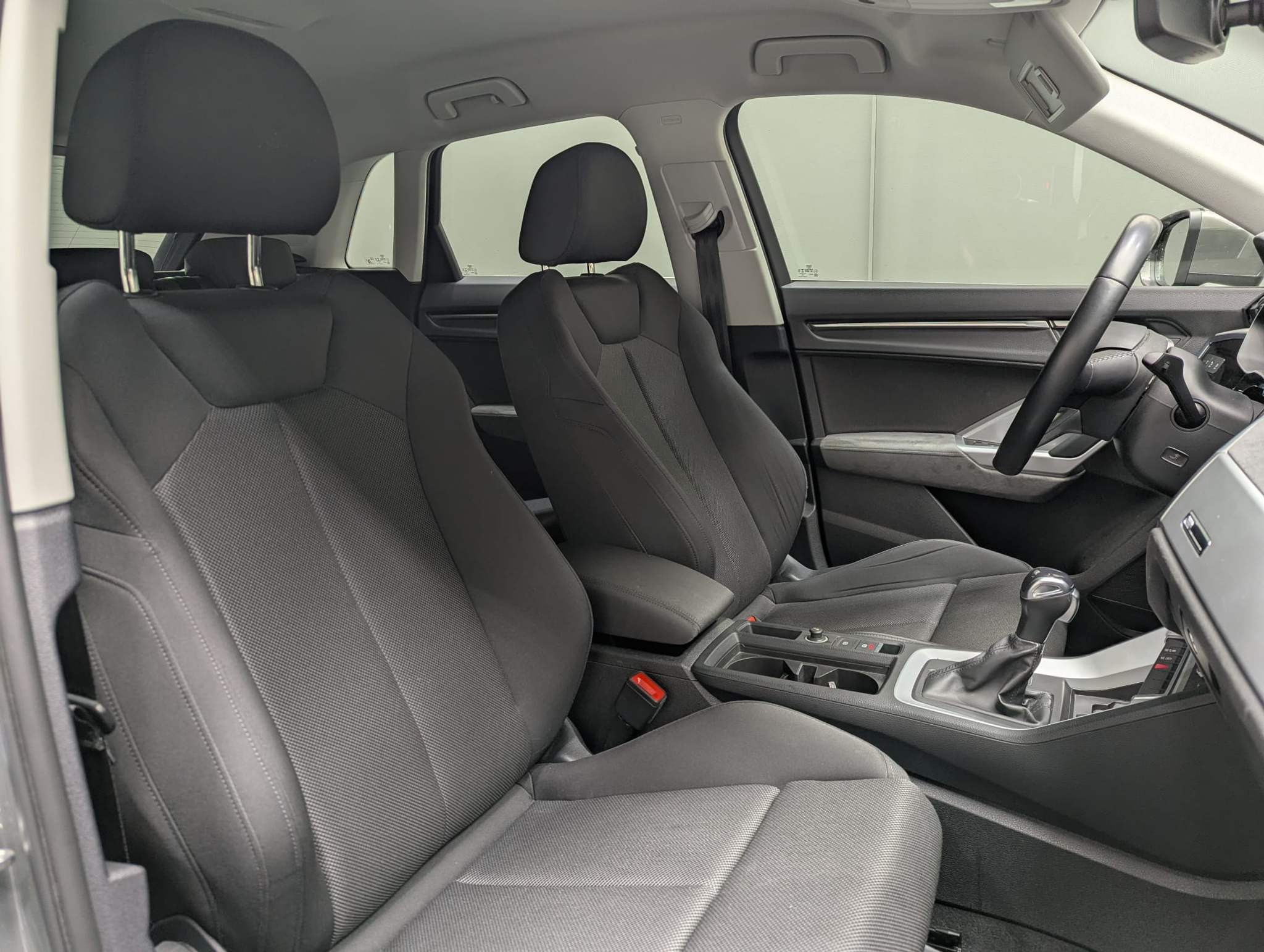 listing desktop thumbnail image 11