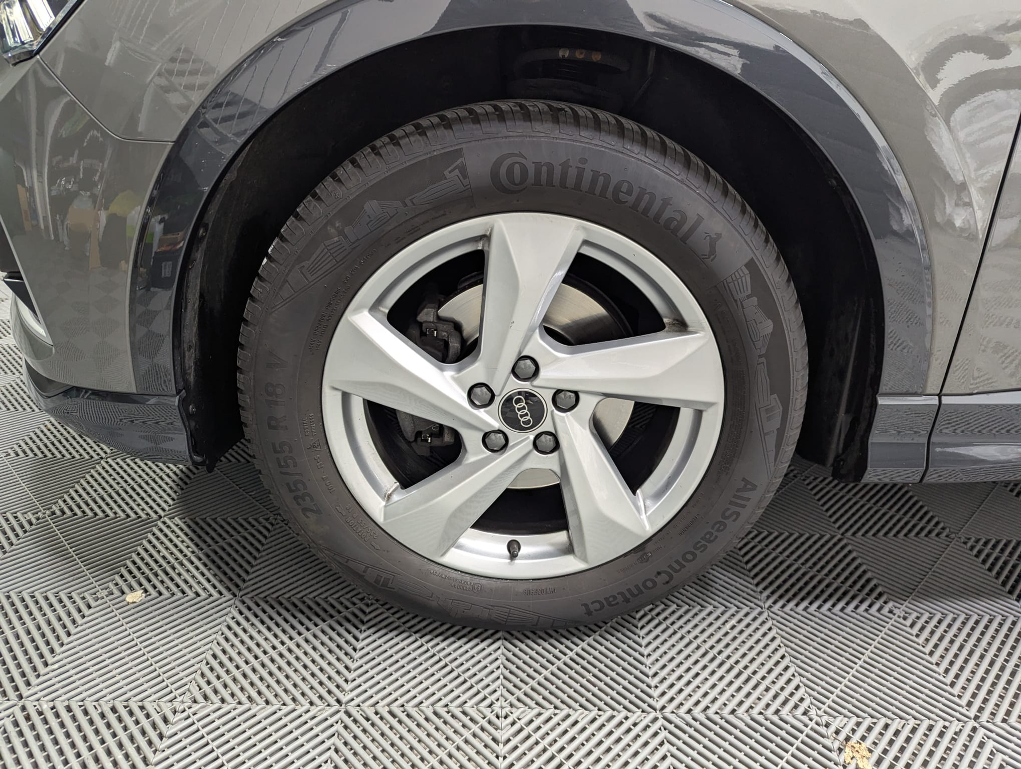 listing desktop thumbnail image 25