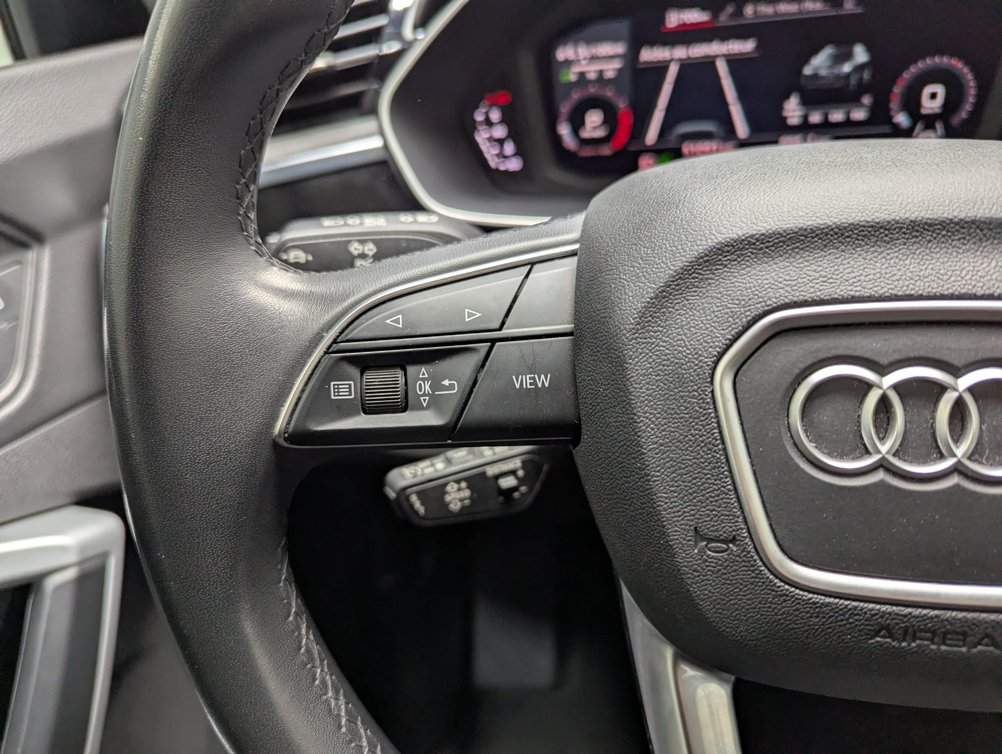 listing desktop thumbnail image 17