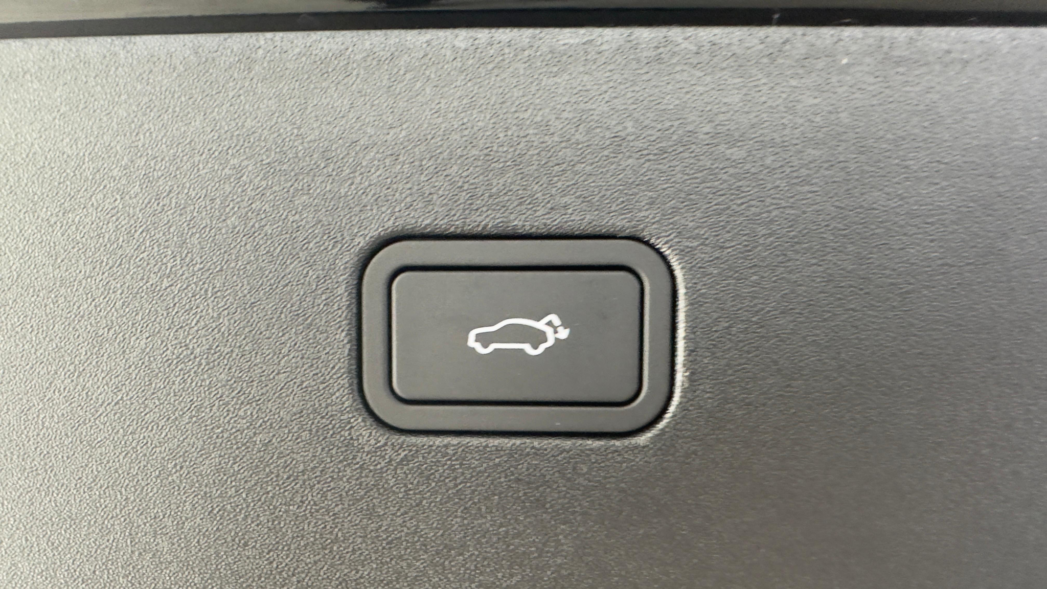 listing desktop thumbnail image 15