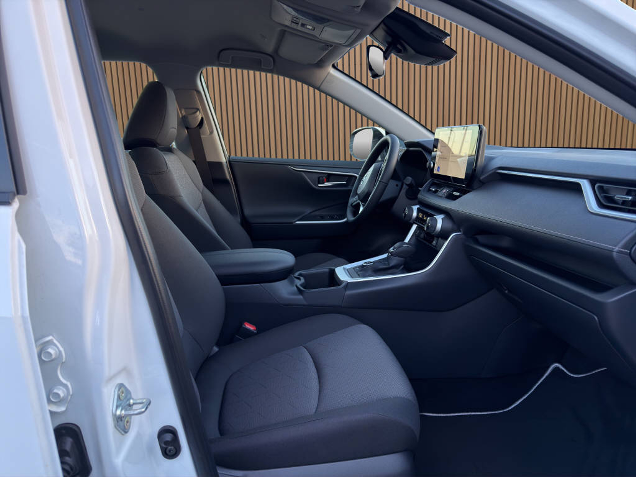 listing desktop thumbnail image 20