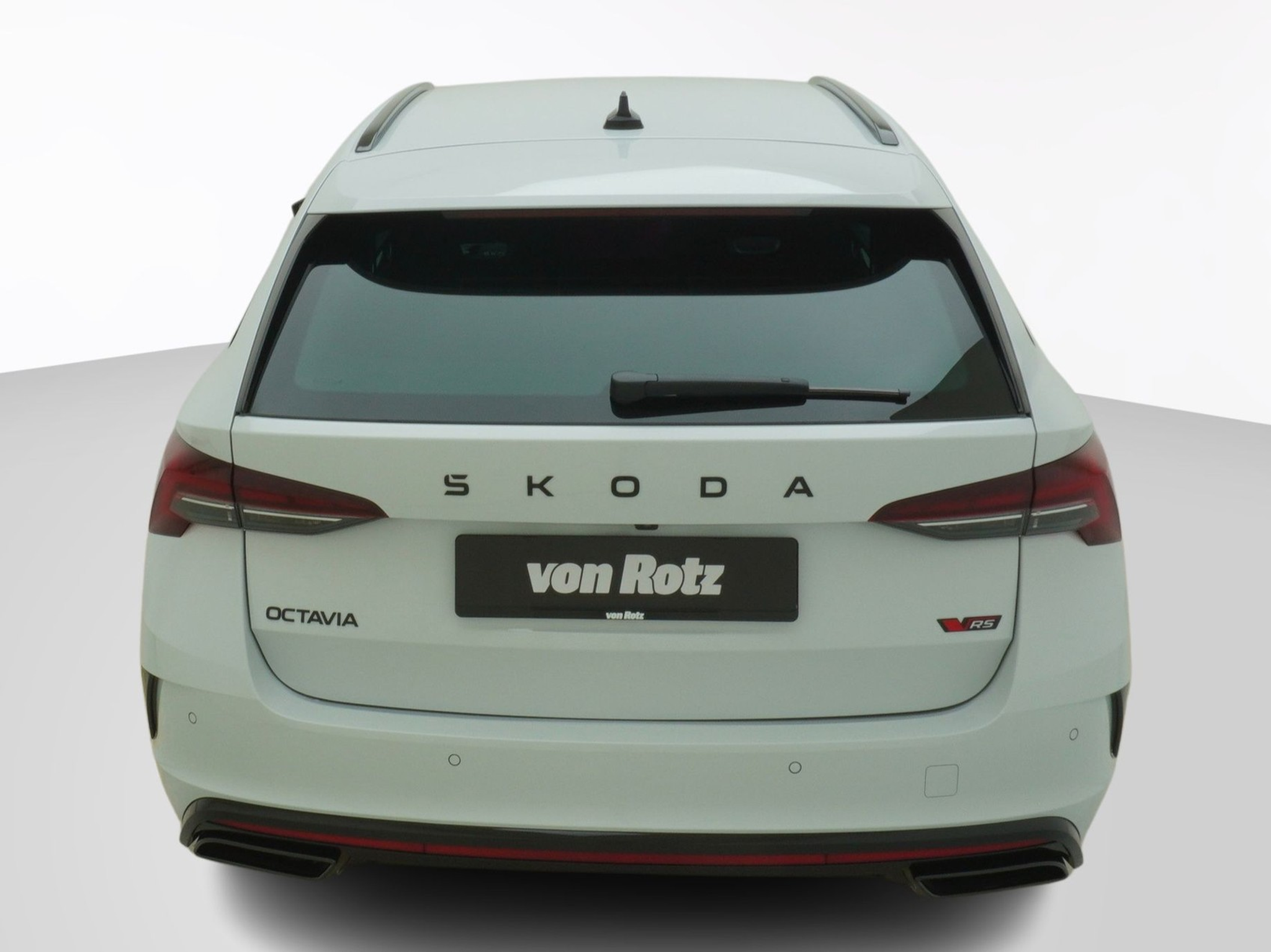 listing desktop thumbnail image 3