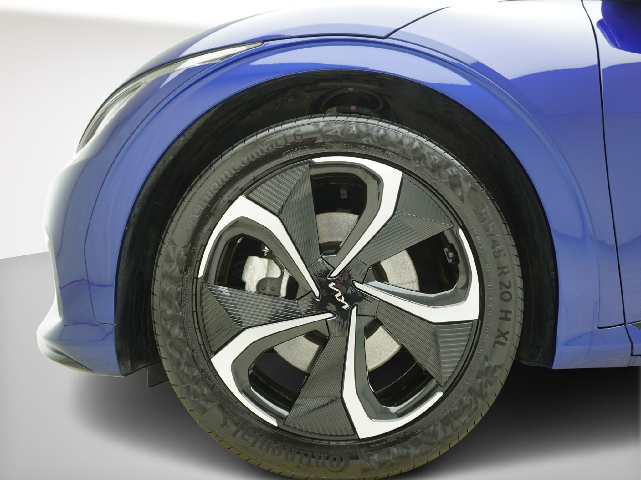 listing desktop thumbnail image 6