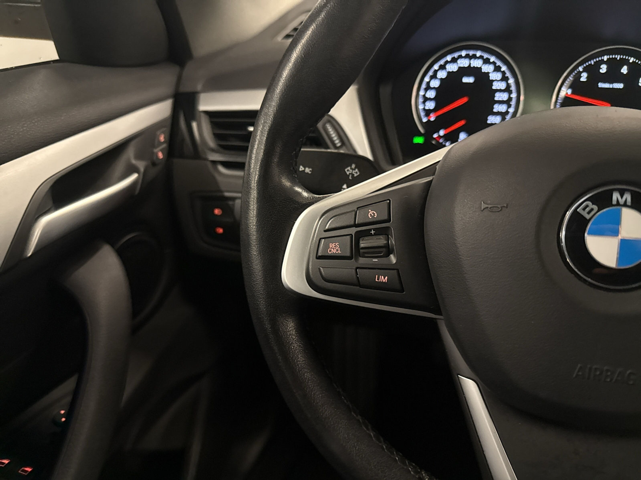 listing desktop thumbnail image 14