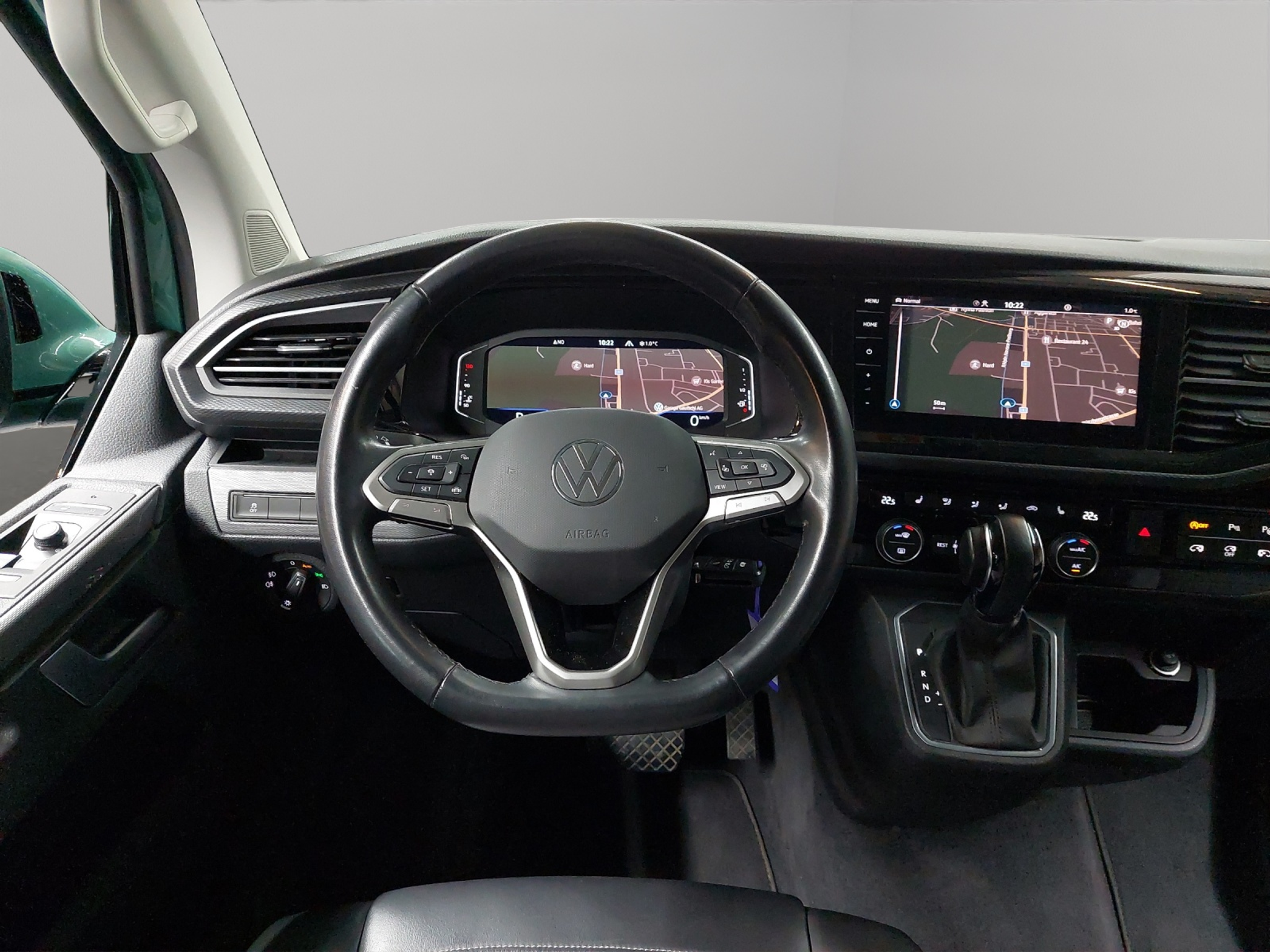 listing desktop thumbnail image 6