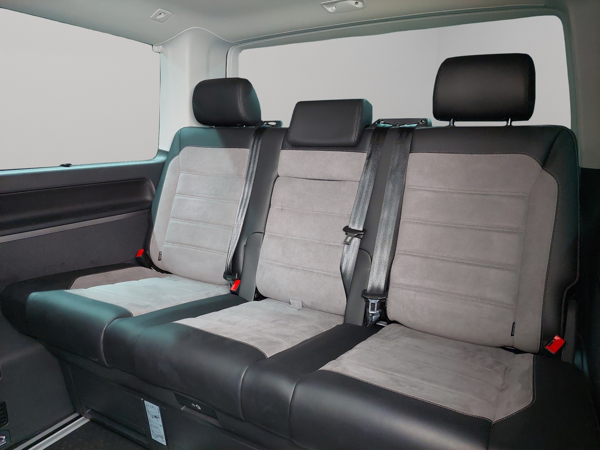 listing desktop thumbnail image 7