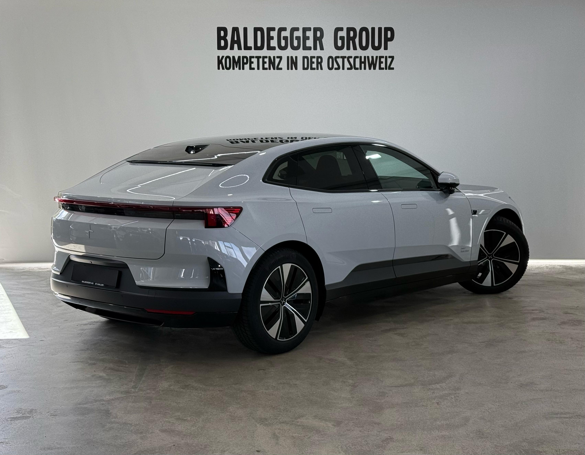 listing desktop thumbnail image 2