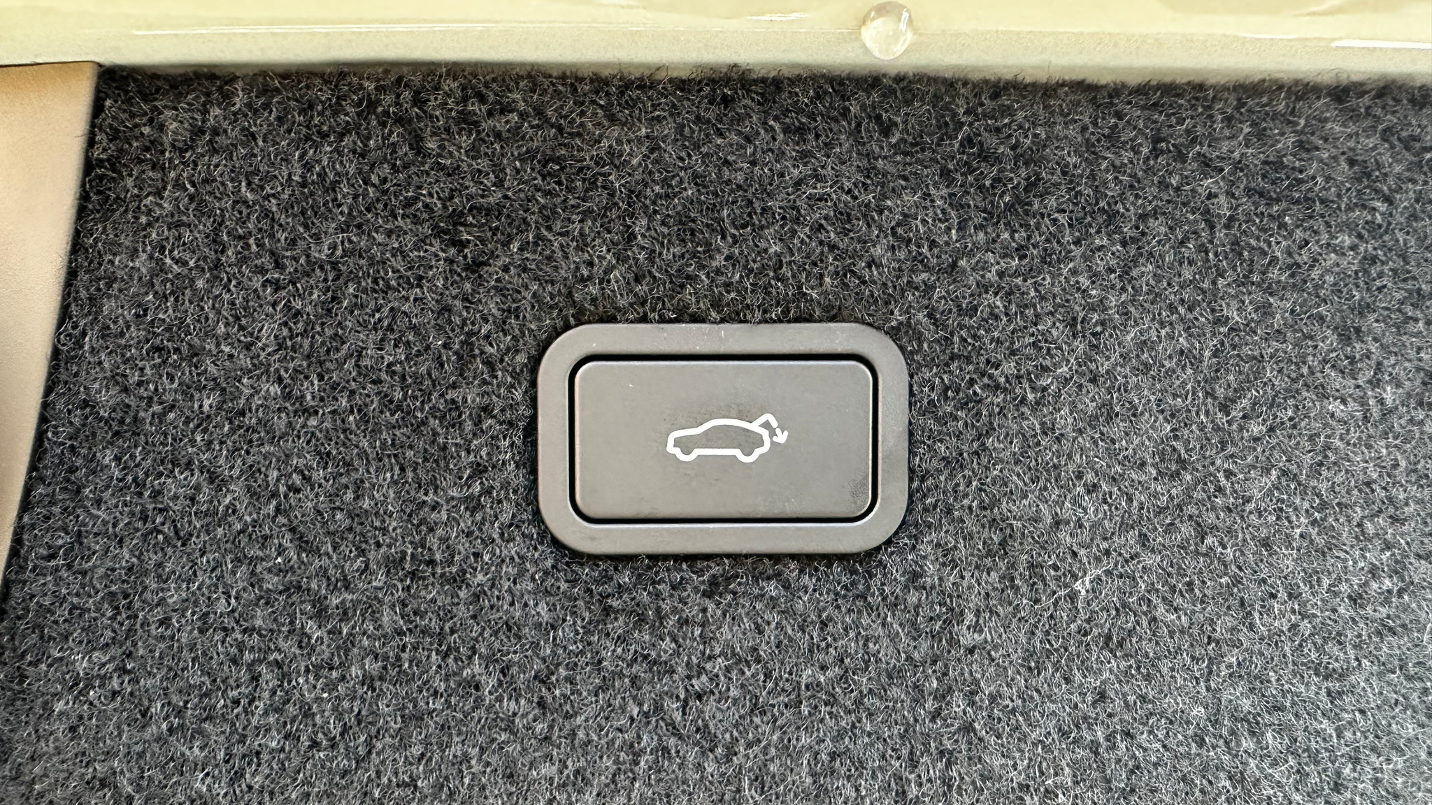 listing desktop thumbnail image 15