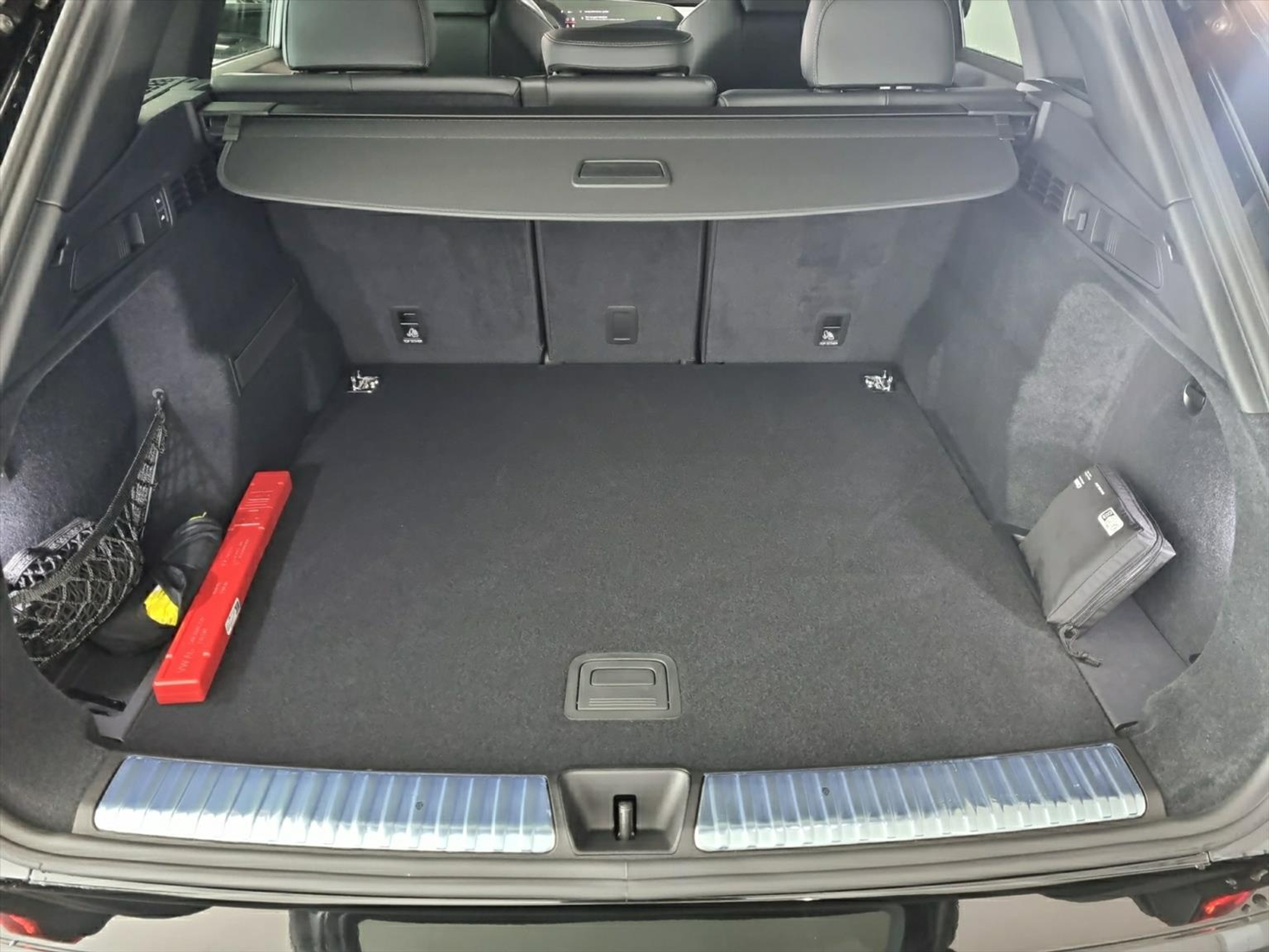 listing desktop thumbnail image 13