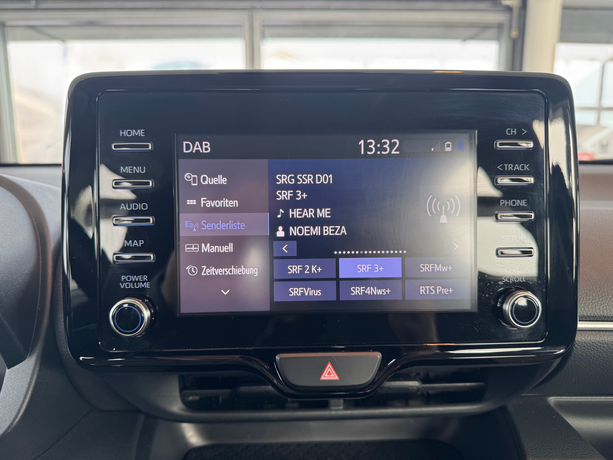 listing desktop thumbnail image 18