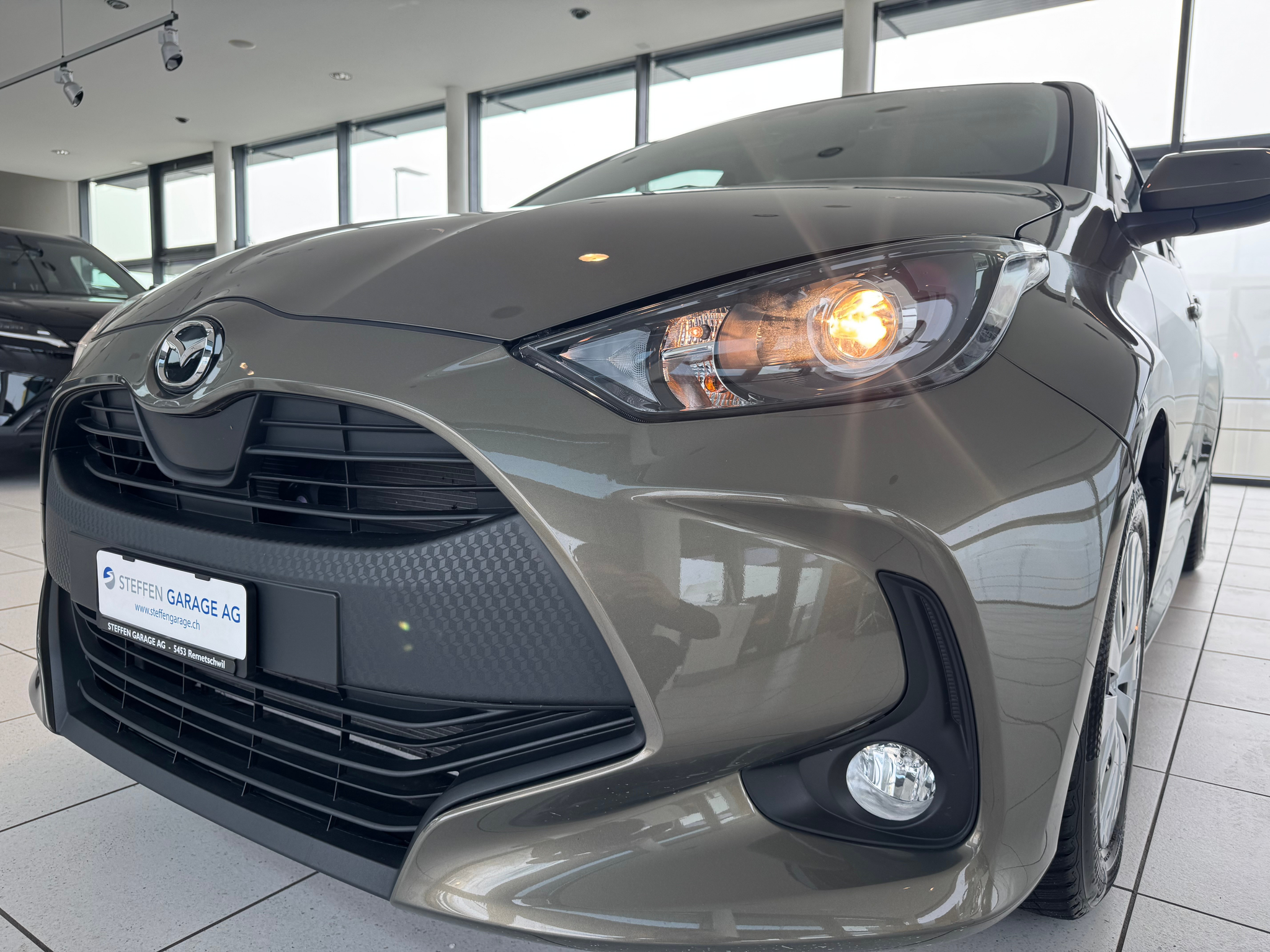 listing desktop thumbnail image 27