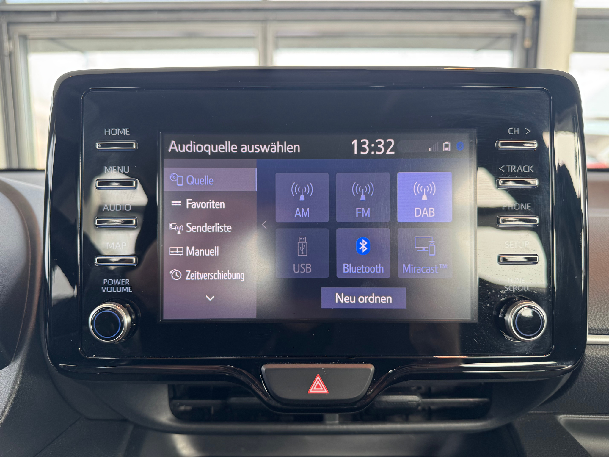 listing desktop thumbnail image 19