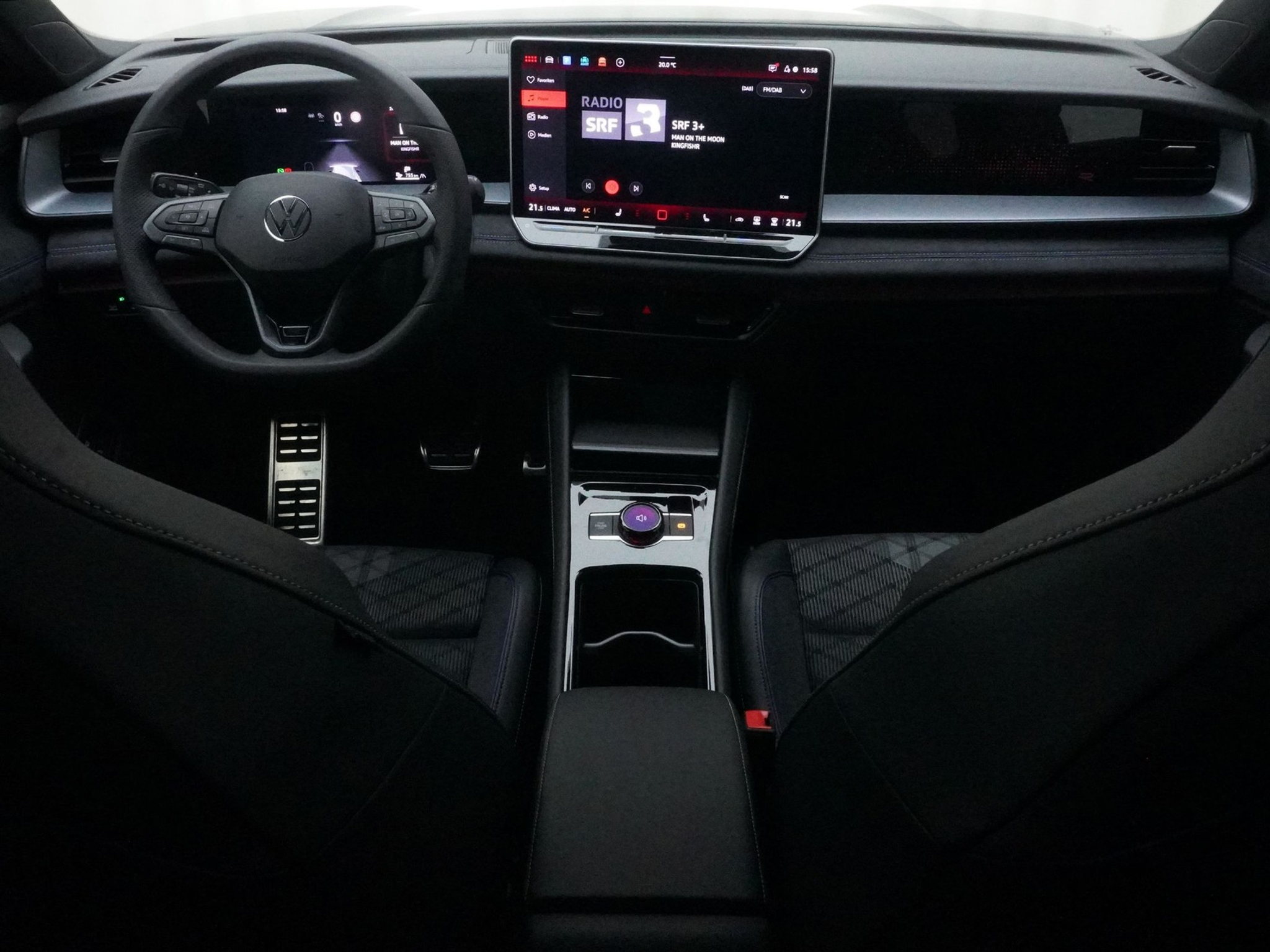 listing desktop thumbnail image 11