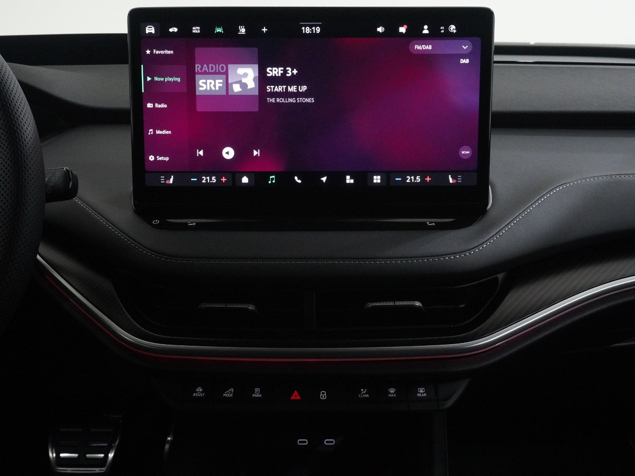 listing desktop thumbnail image 18