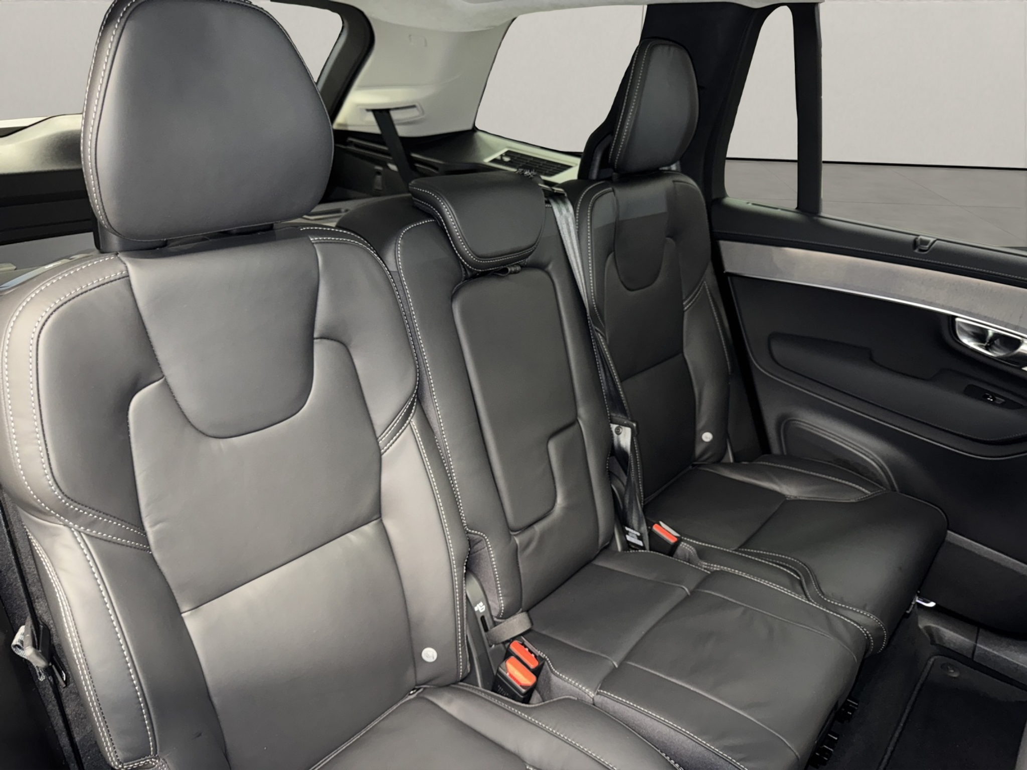 listing desktop thumbnail image 10