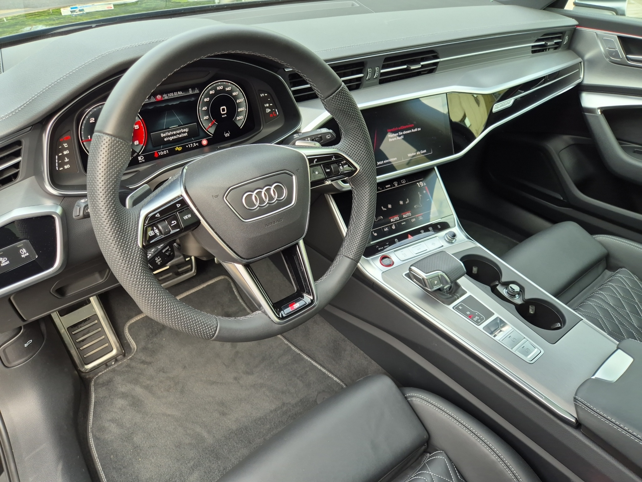 listing desktop thumbnail image 9